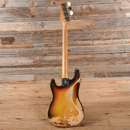 Fender Precision Bass Sunburst 1974 Bass Guitars / 4-String