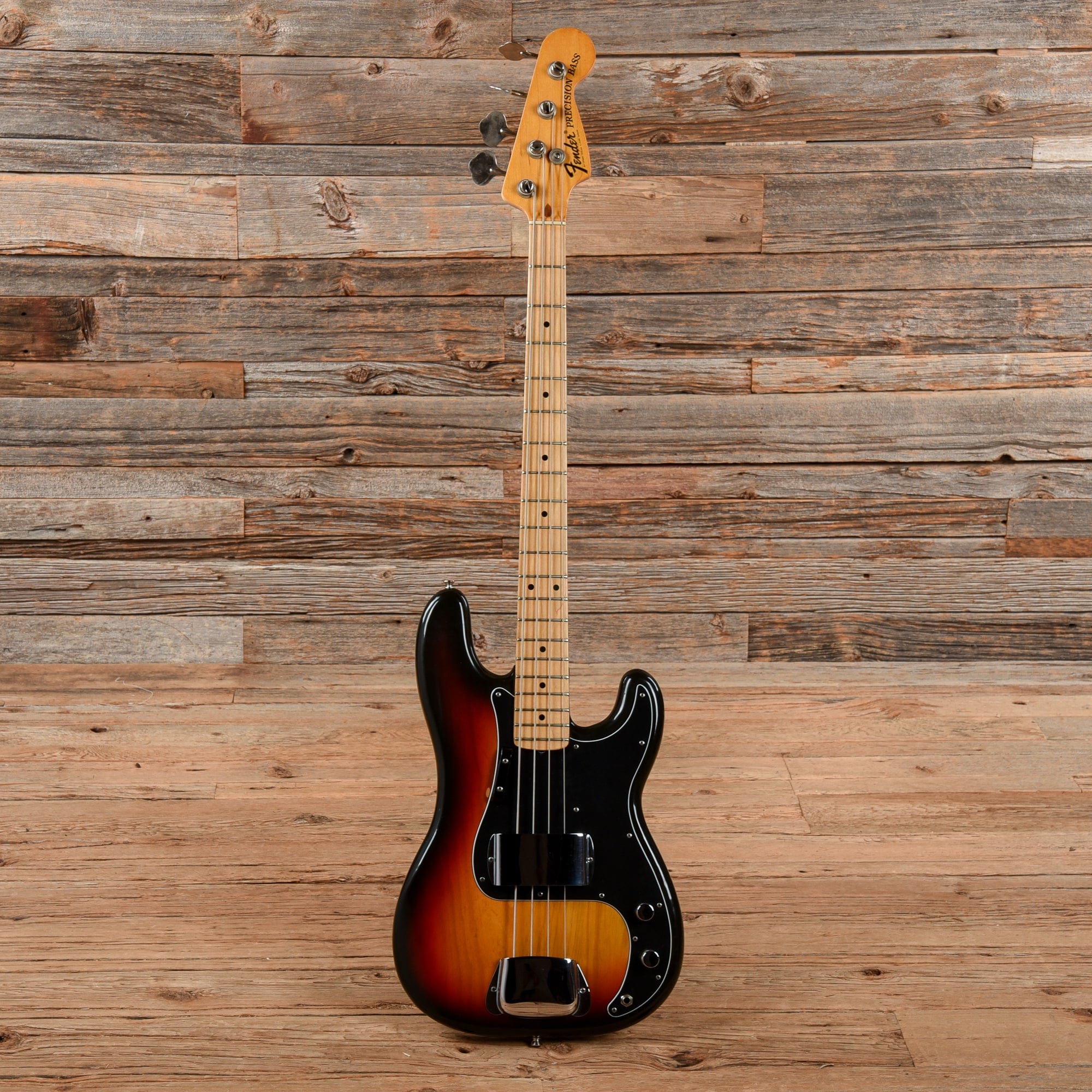 Fender Precision Bass Sunburst 1975 Bass Guitars / 4-String