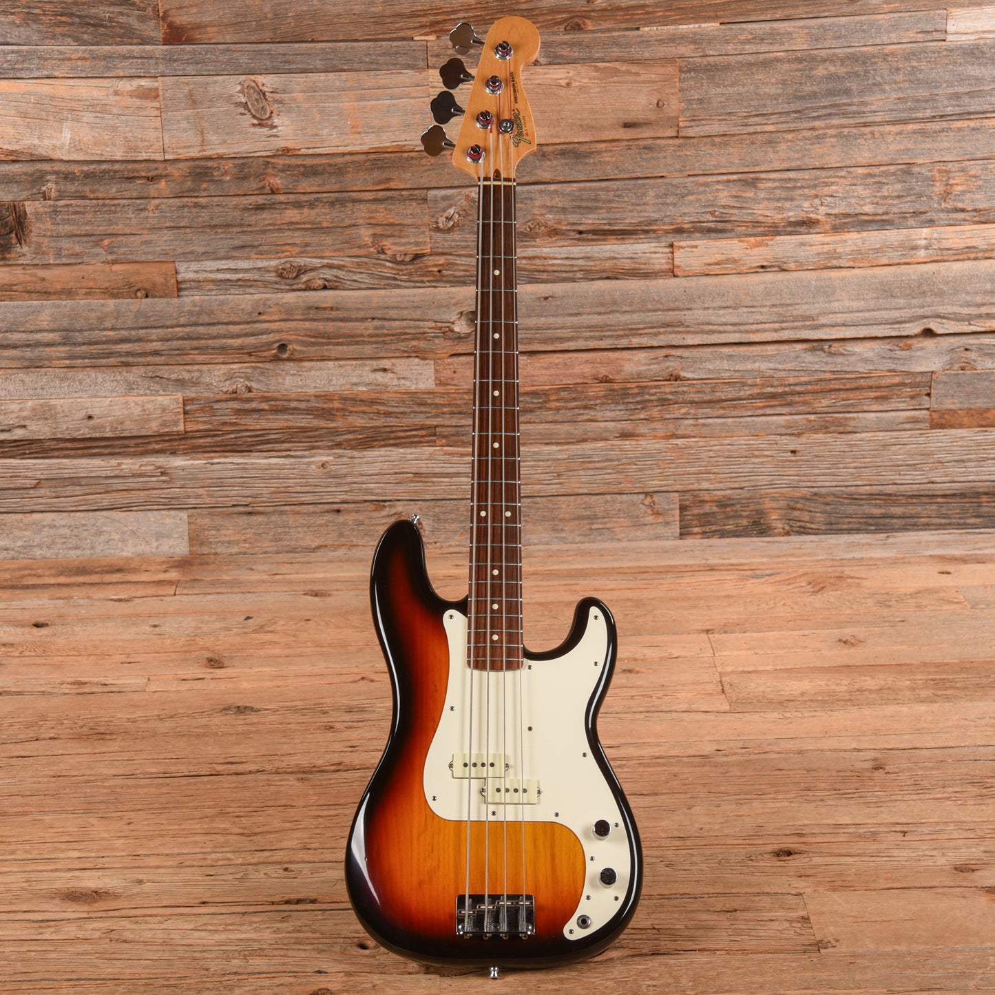Fender Precision Bass Sunburst 1984 Bass Guitars / 4-String