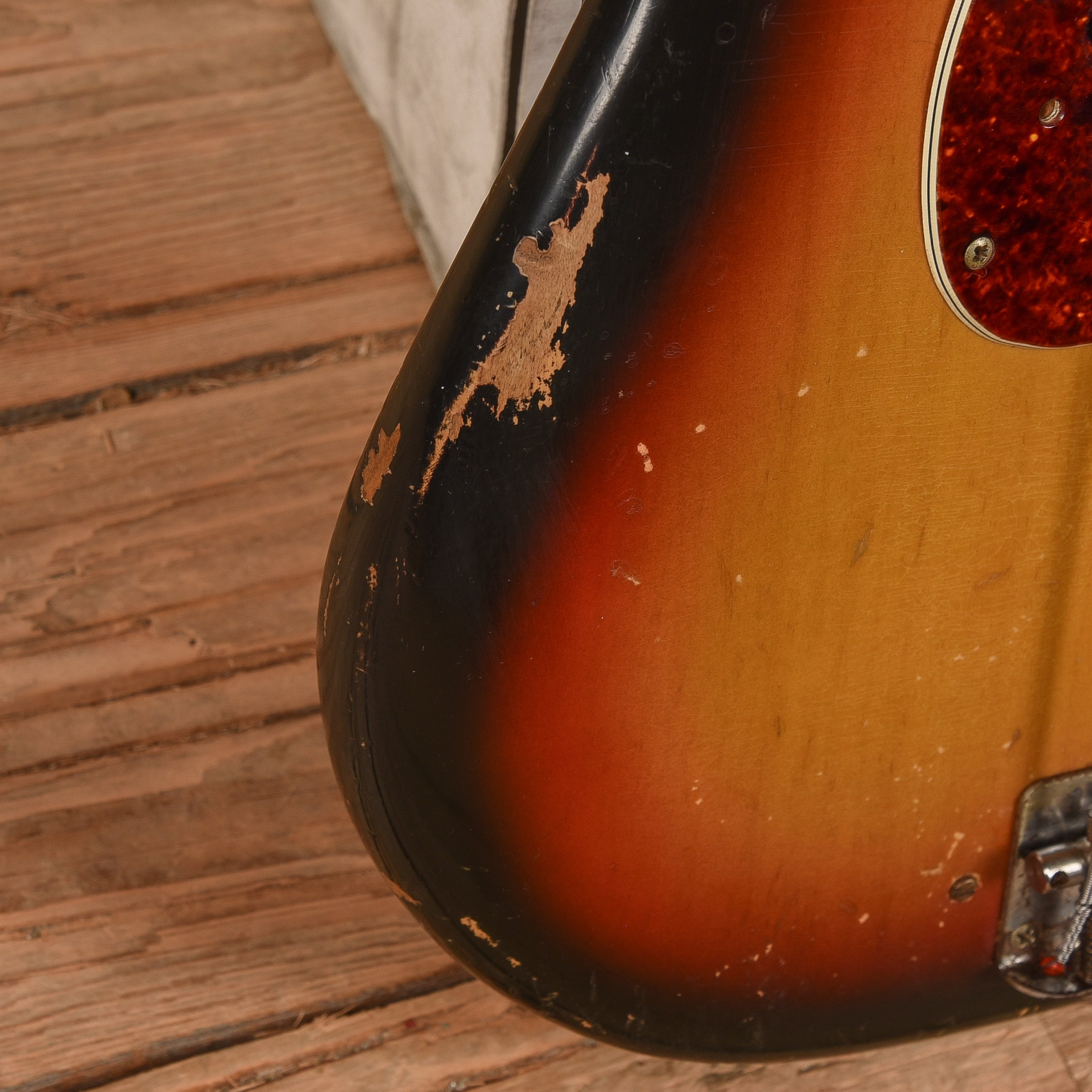 Fender Precision Bass w/Maple Cap Neck Sunburst 1970 Bass Guitars / 4-String