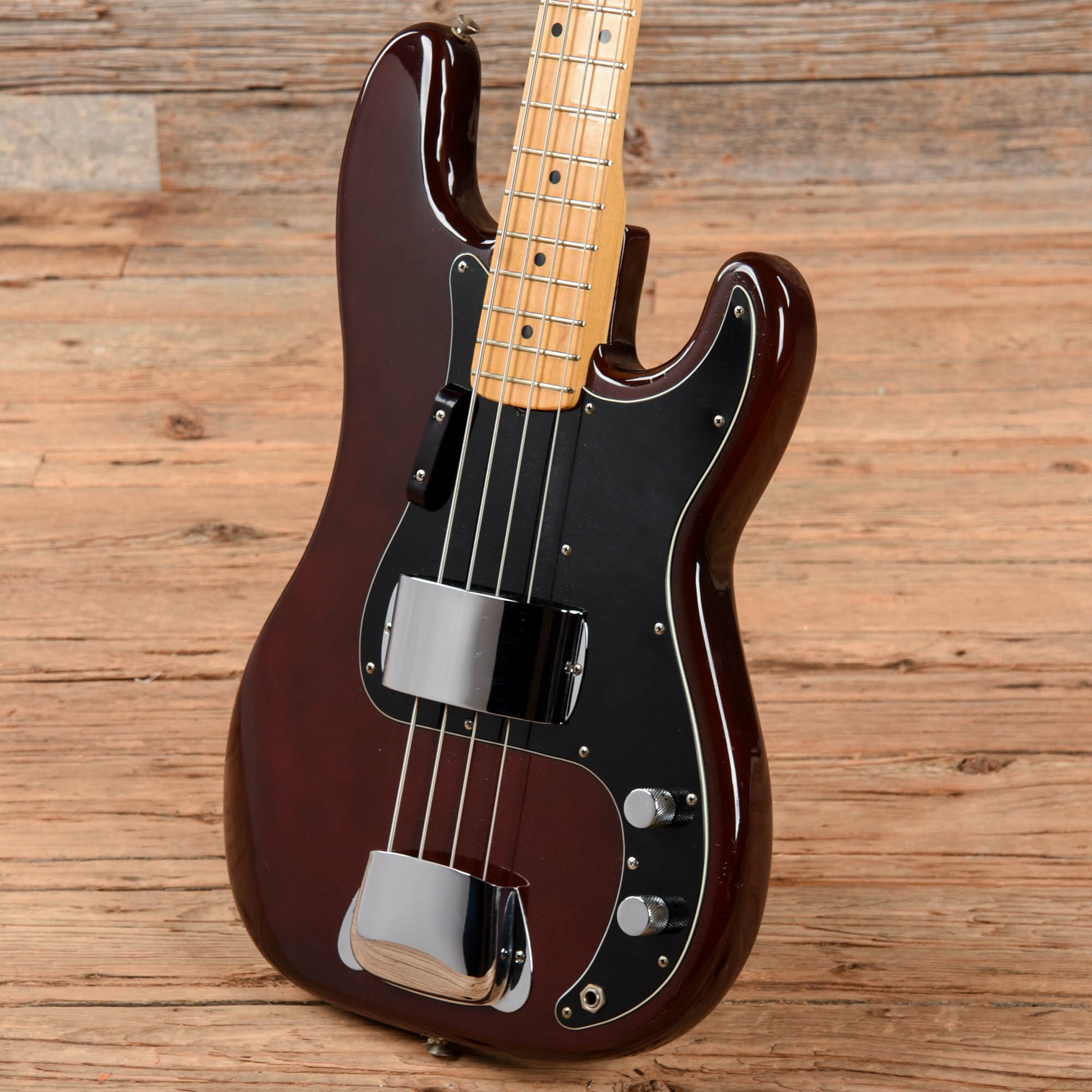 Fender Precision Bass Walnut 1978 Bass Guitars / 4-String