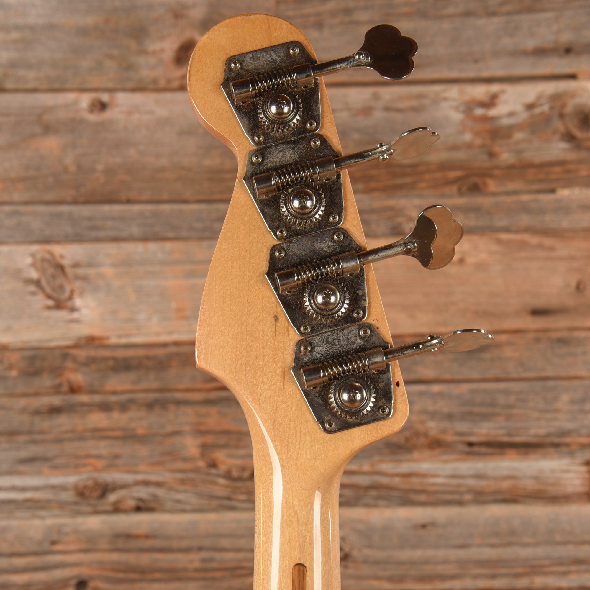 Fender Precision Bass White 1975 Bass Guitars / 4-String