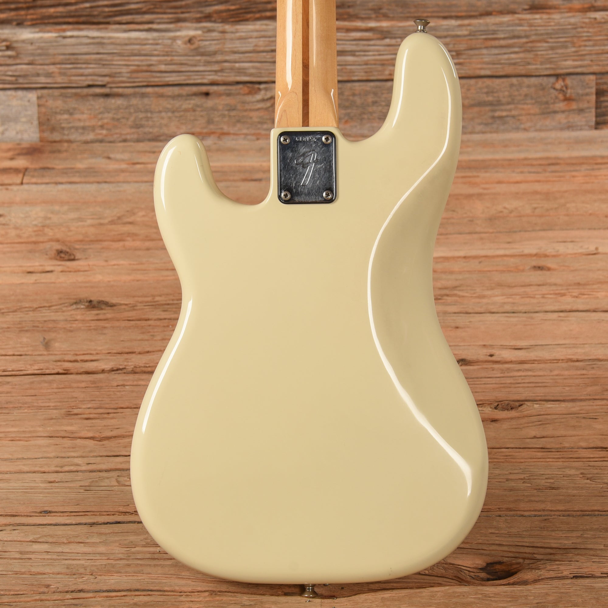 Fender Precision Bass White 1975 Bass Guitars / 4-String