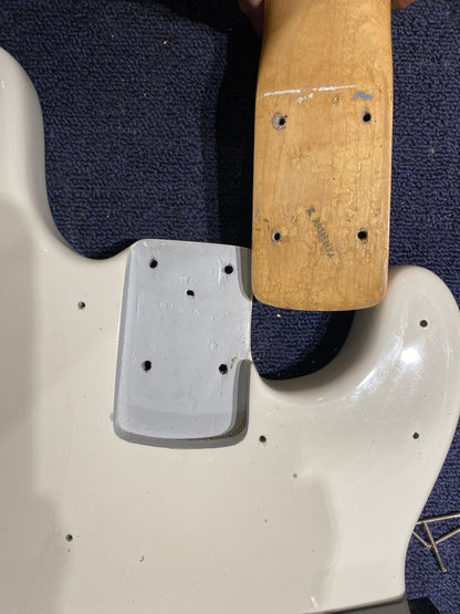 Fender Precision Bass White Refin 1972 Bass Guitars / 4-String