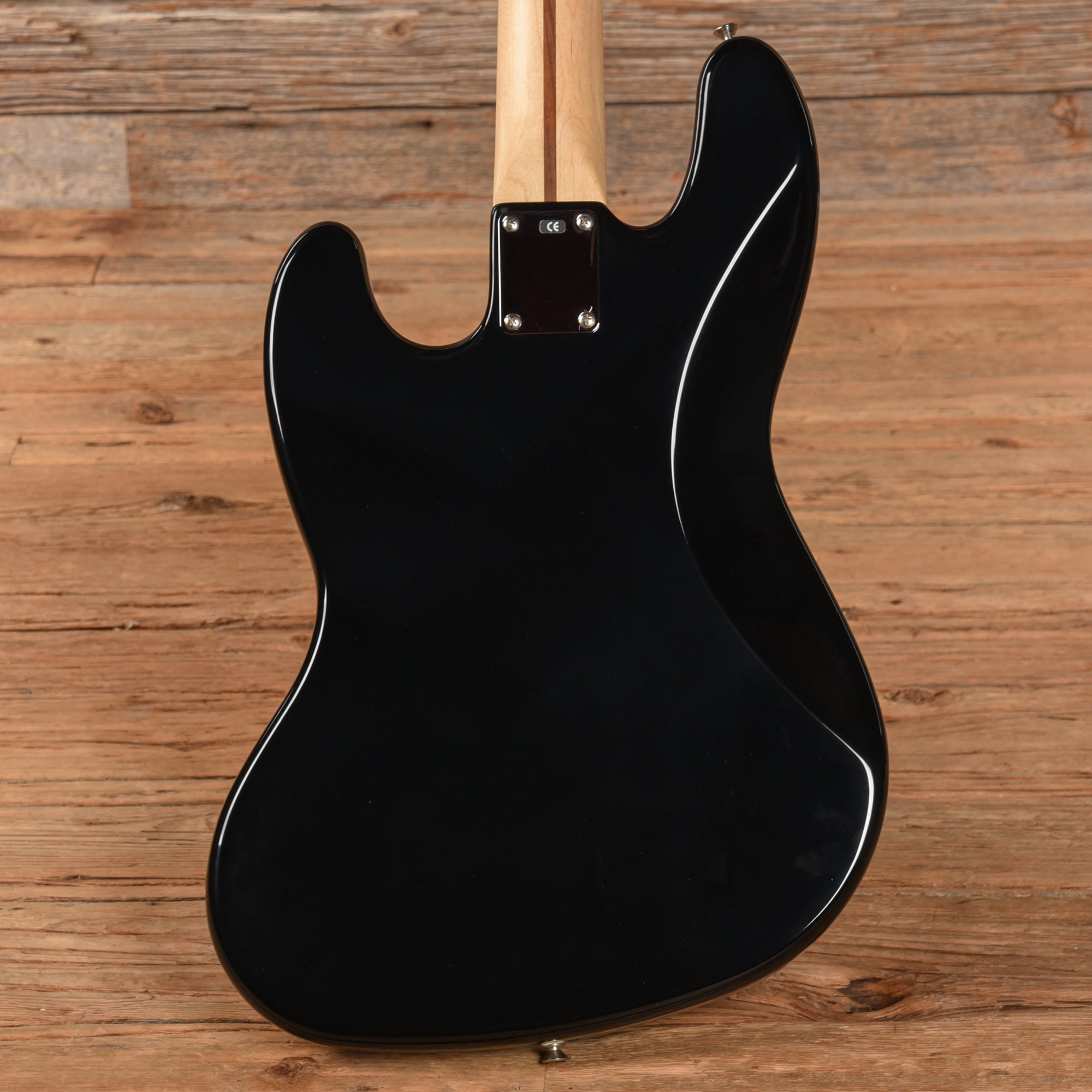 Fender Standard Bass Black 2004 Bass Guitars / 4-String