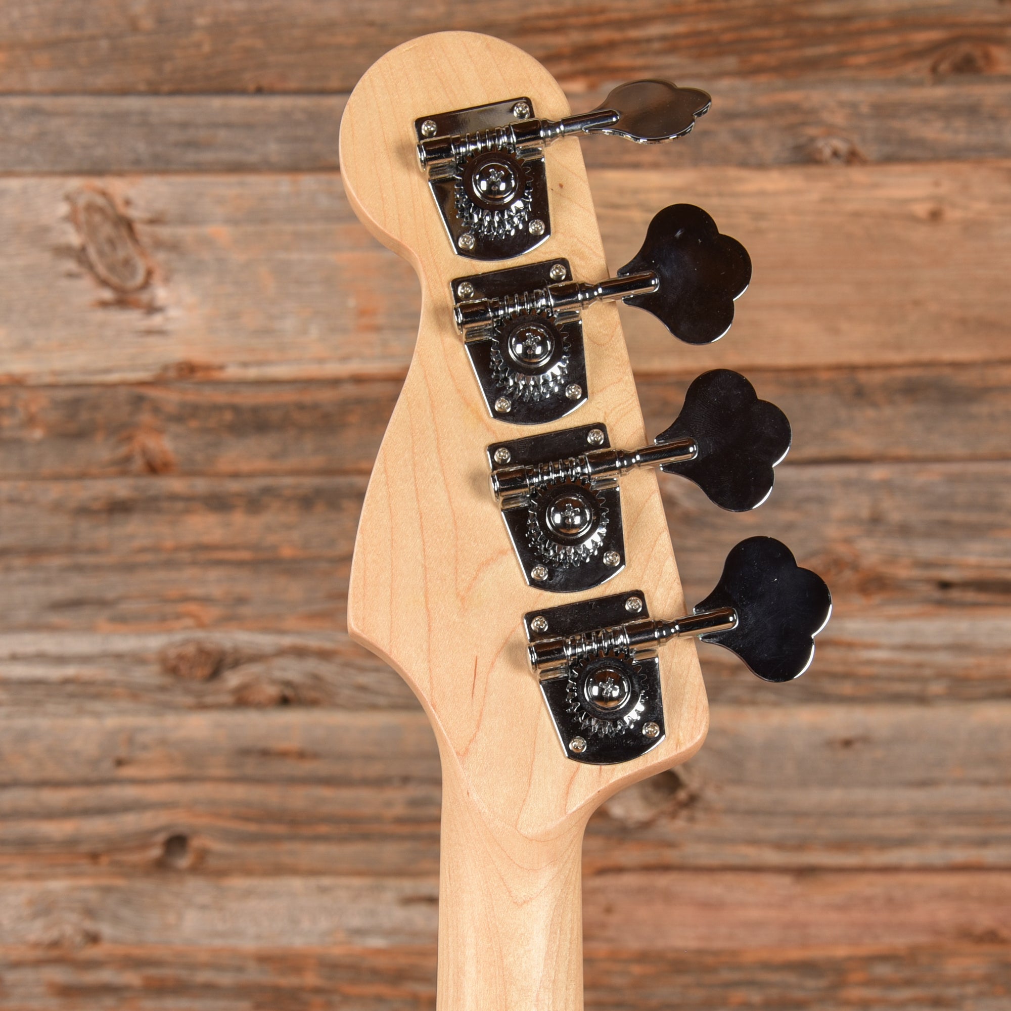 Fender Standard Bass Black 2004 Bass Guitars / 4-String