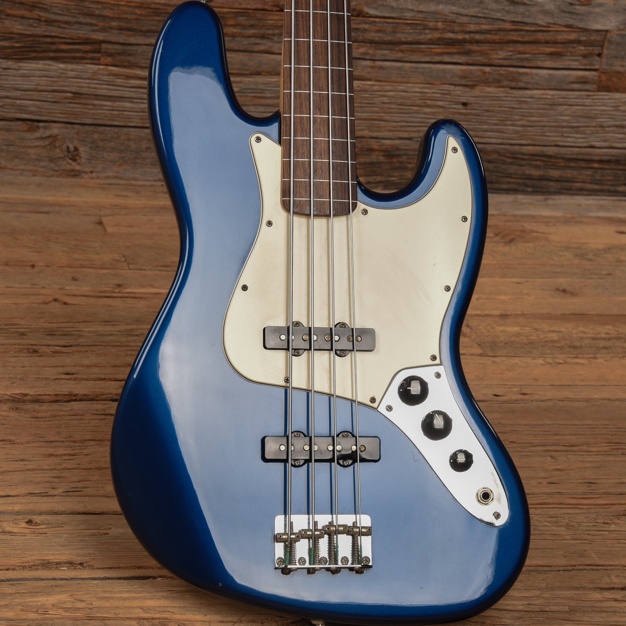 Fender Standard Jazz Bass Fretless Blue Metallic 2003 Bass Guitars / 4-String