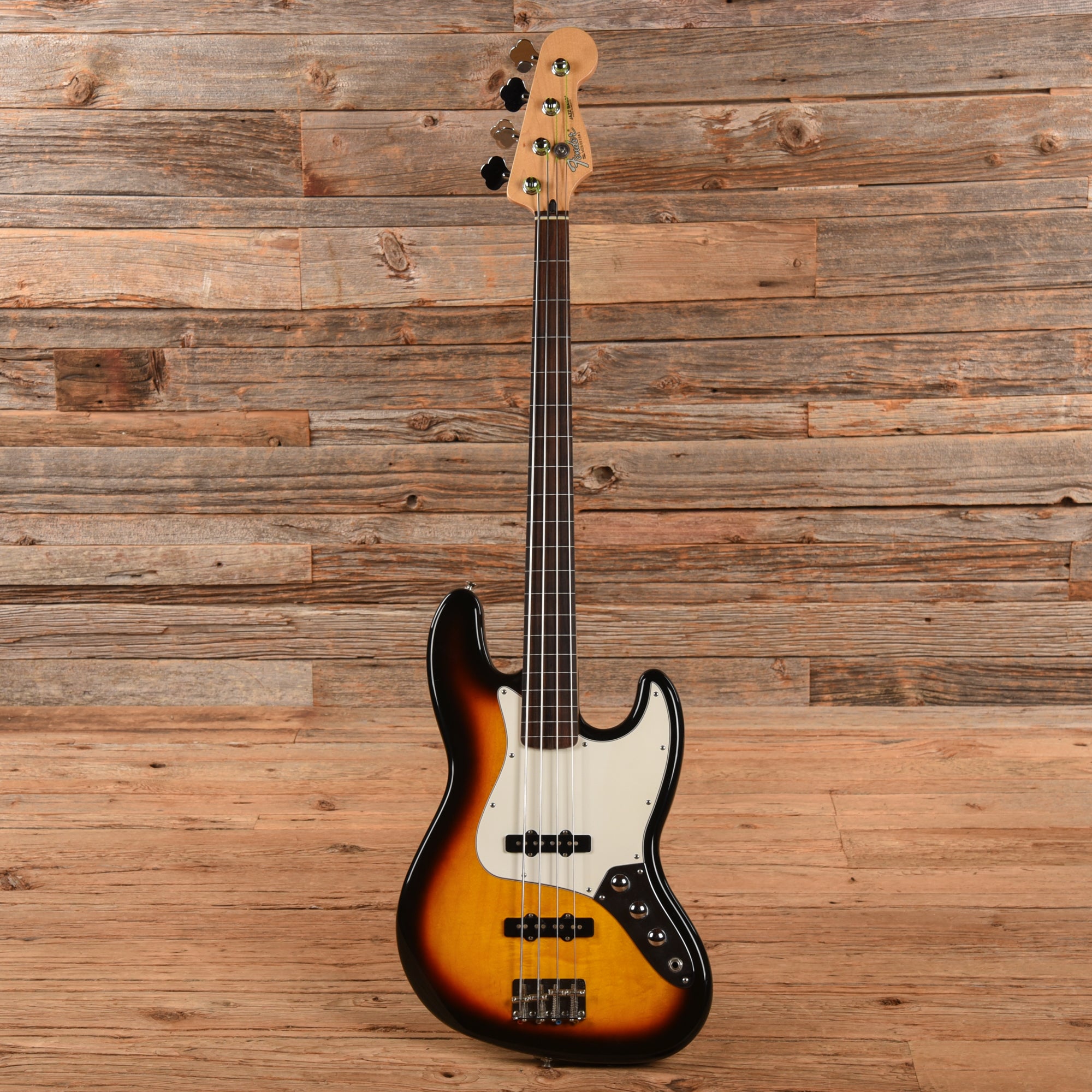 Fender Standard Jazz Bass Fretless Sunburst 2006 Bass Guitars / 4-String