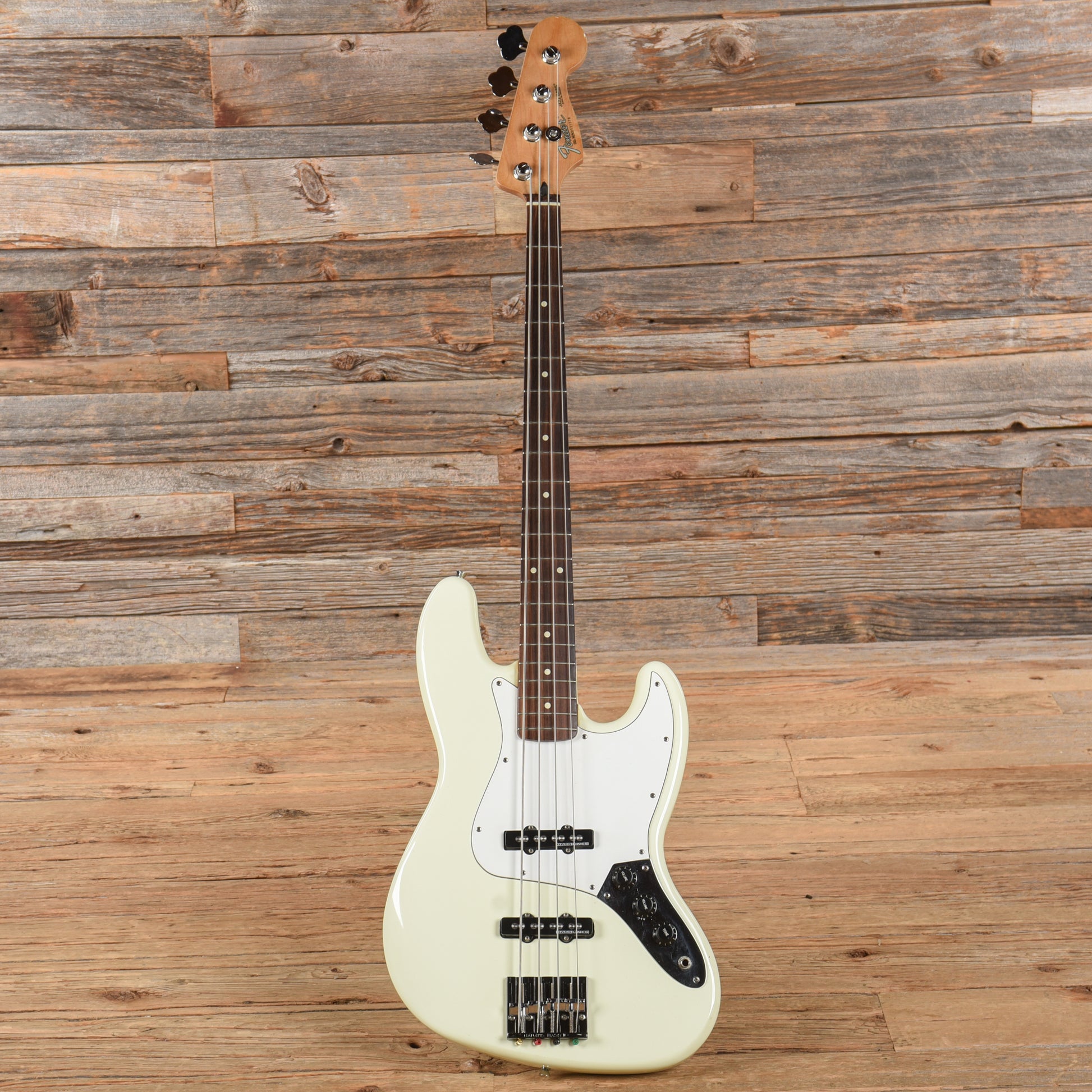 Fender Standard Jazz Bass White 2002 Bass Guitars / 4-String