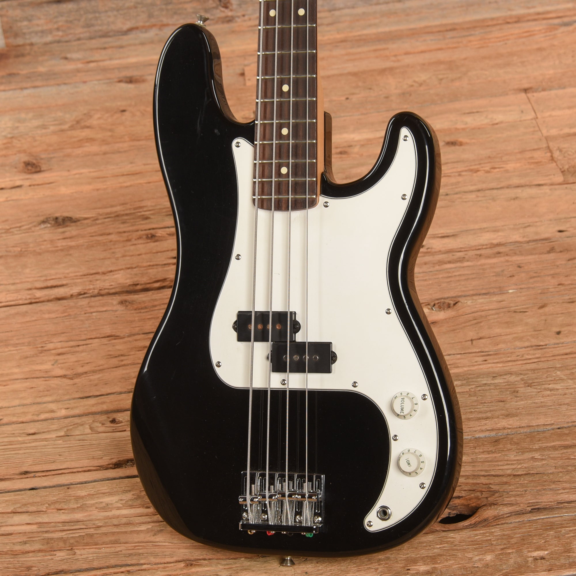Fender Standard Precision Bass Black 1999 Bass Guitars / 4-String