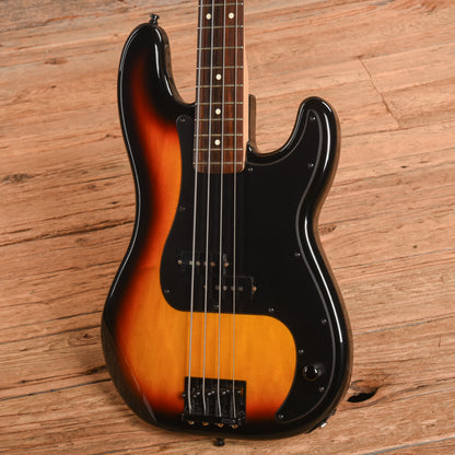 Fender Standard Precision Bass Brown Sunburst 2005 Bass Guitars / 4-String