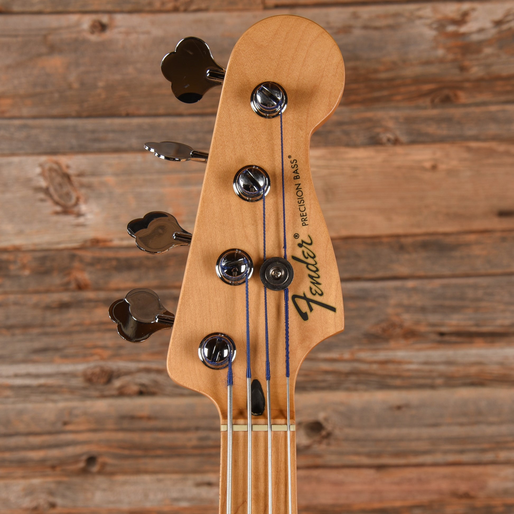 Fender Standard Precision Bass Sunburst 2010 Bass Guitars / 4-String