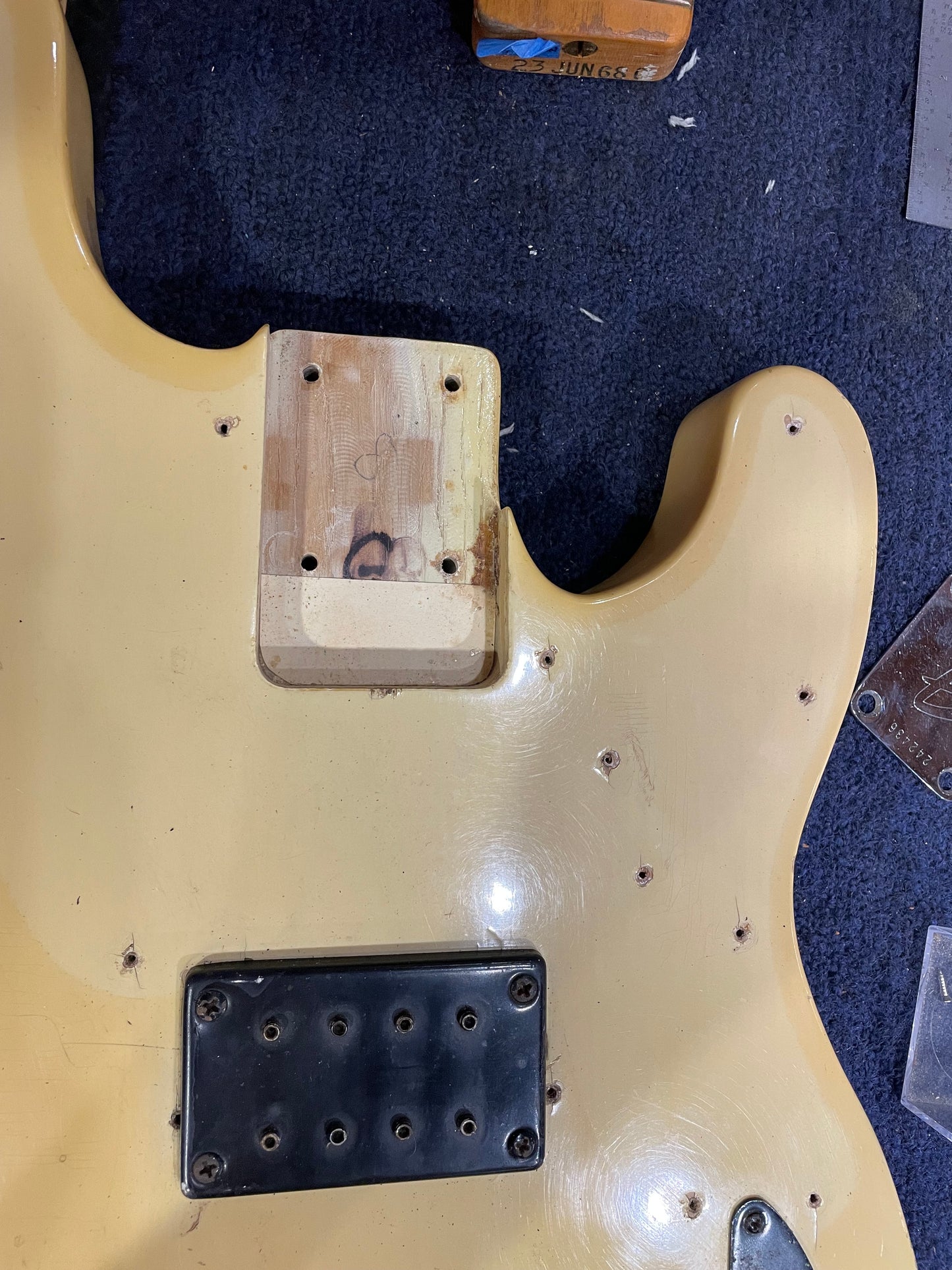 Fender Telecaster Bass Blonde 1968 Bass Guitars / 4-String