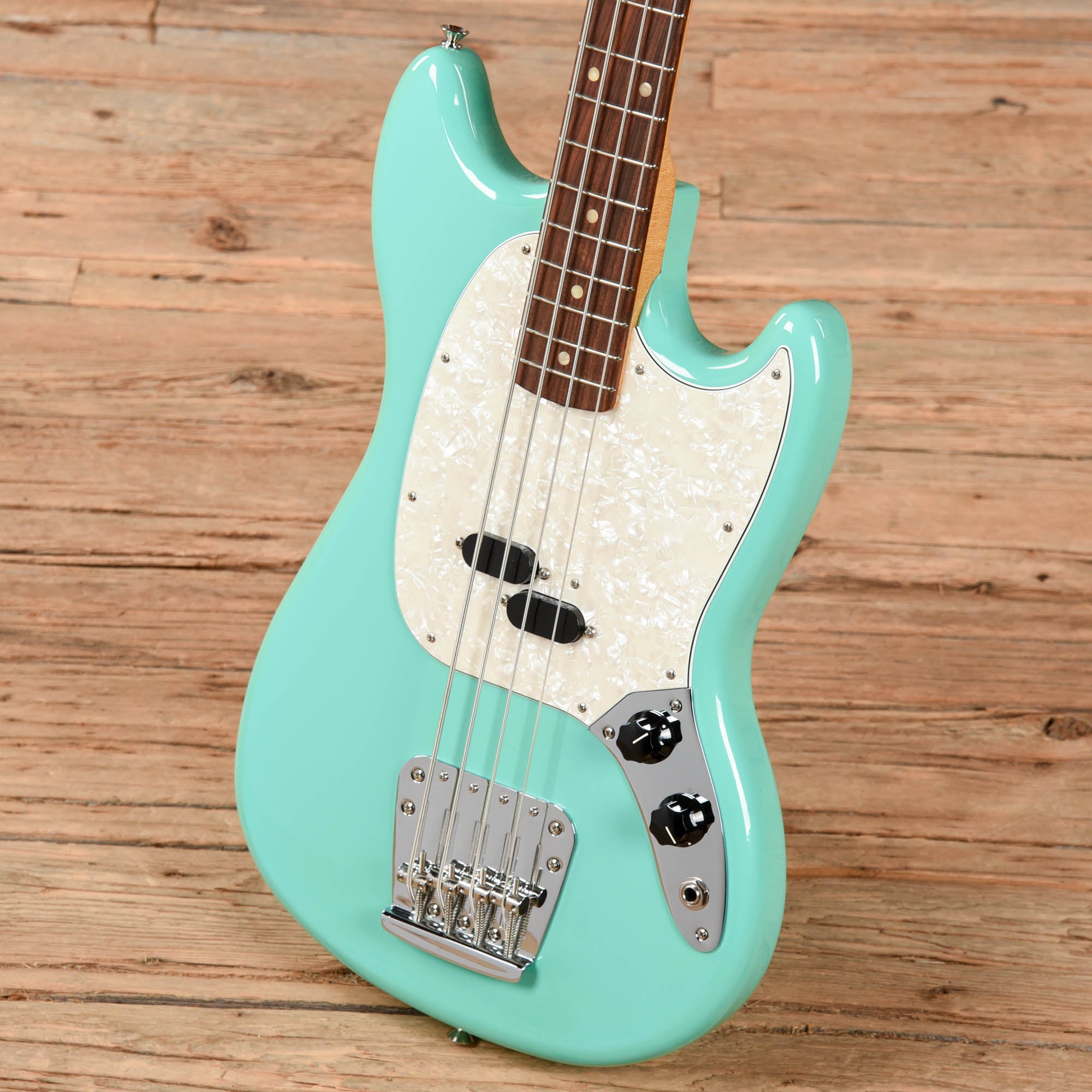 Fender Vintera '60s Mustang Bass Sea Foam Green 2019 Bass Guitars / 4-String