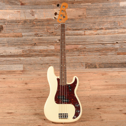 Fender Vintera II Precision Bass Olympic White 2023 Bass Guitars / 4-String