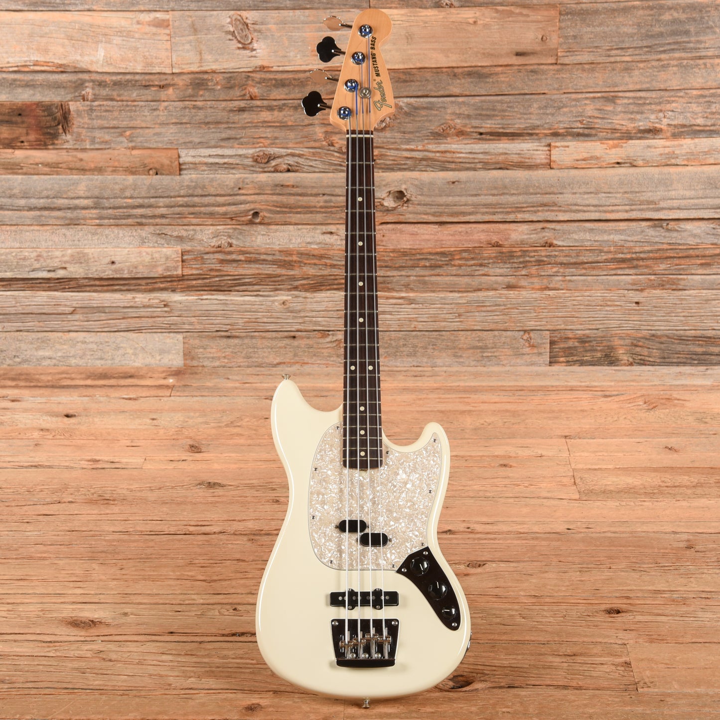 Fender American Performer Mustang Bass Arctic White 2020 Bass Guitars / 5-String or More