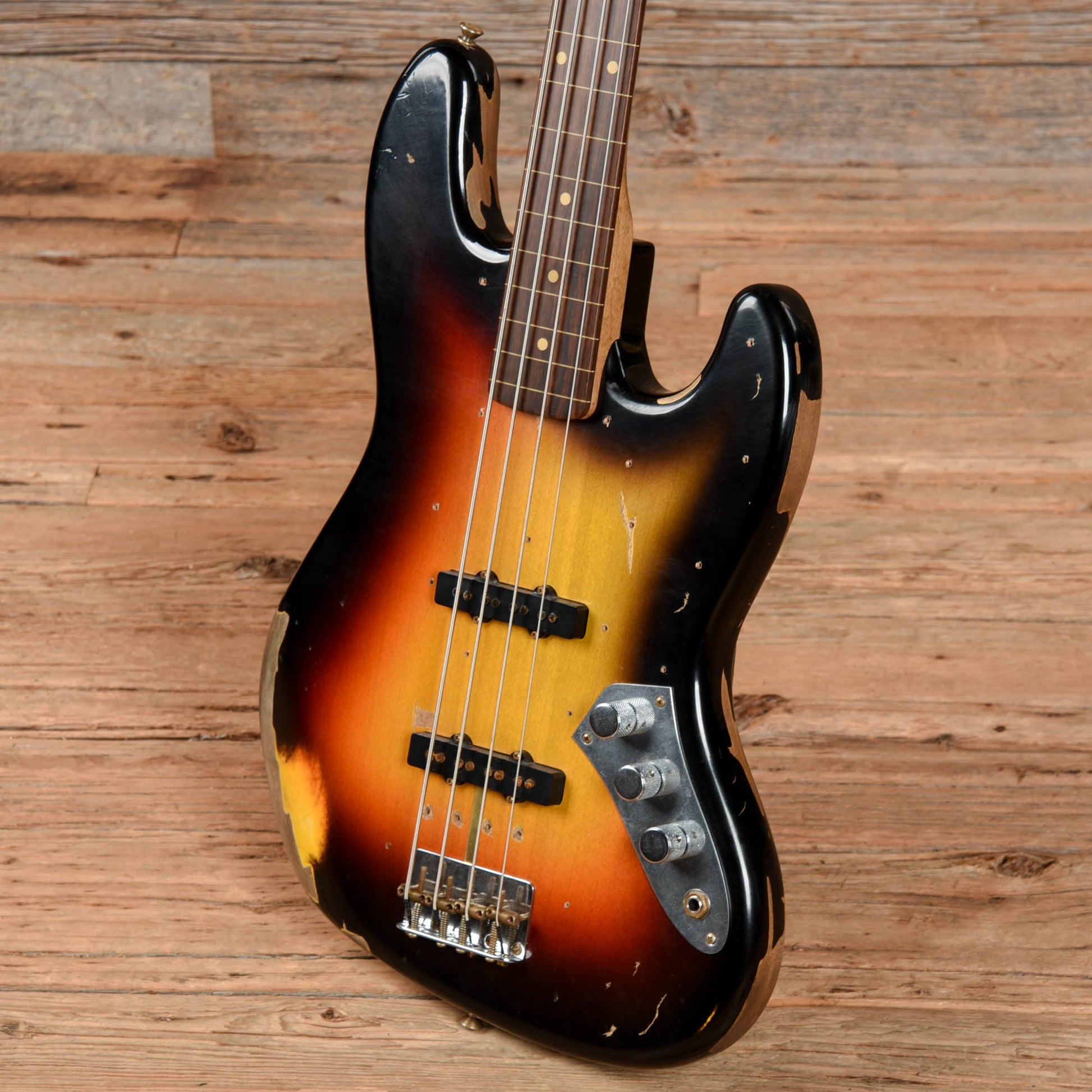 Fender Custom Shop Jaco Pastorius Tribute Jazz Bass Relic Sunburst 2006 Bass Guitars / 5-String or More
