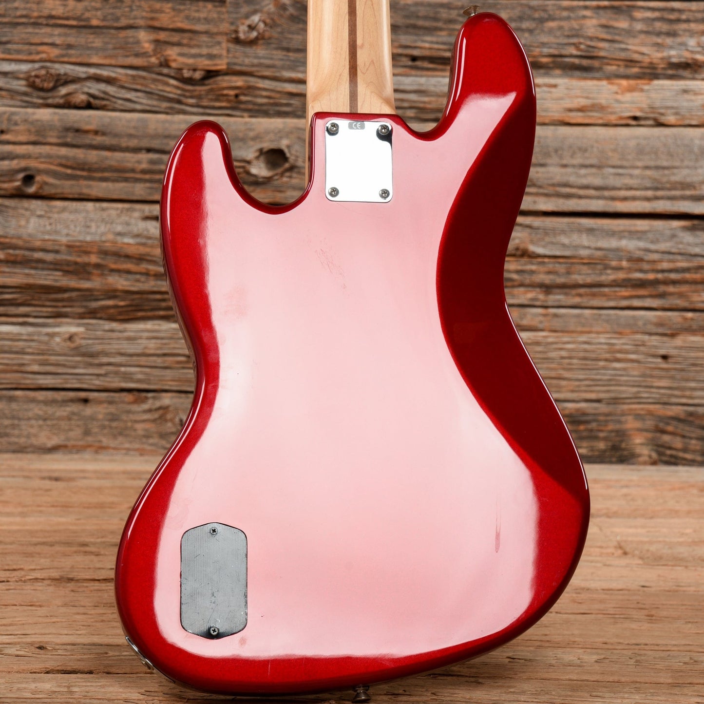 Fender Deluxe Active Jazz Bass V Candy Apple Red 2004 Bass Guitars / 5-String or More