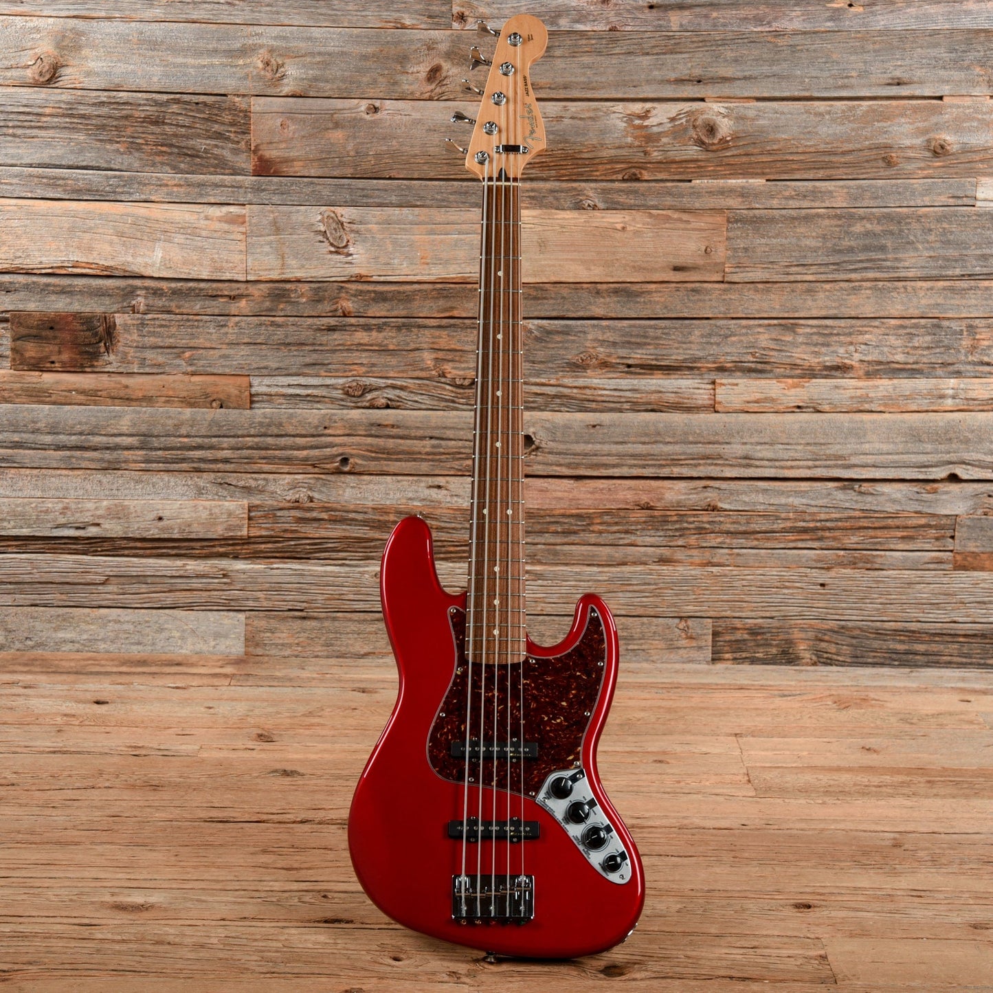 Fender Deluxe Active Jazz Bass V Candy Apple Red 2004 Bass Guitars / 5-String or More