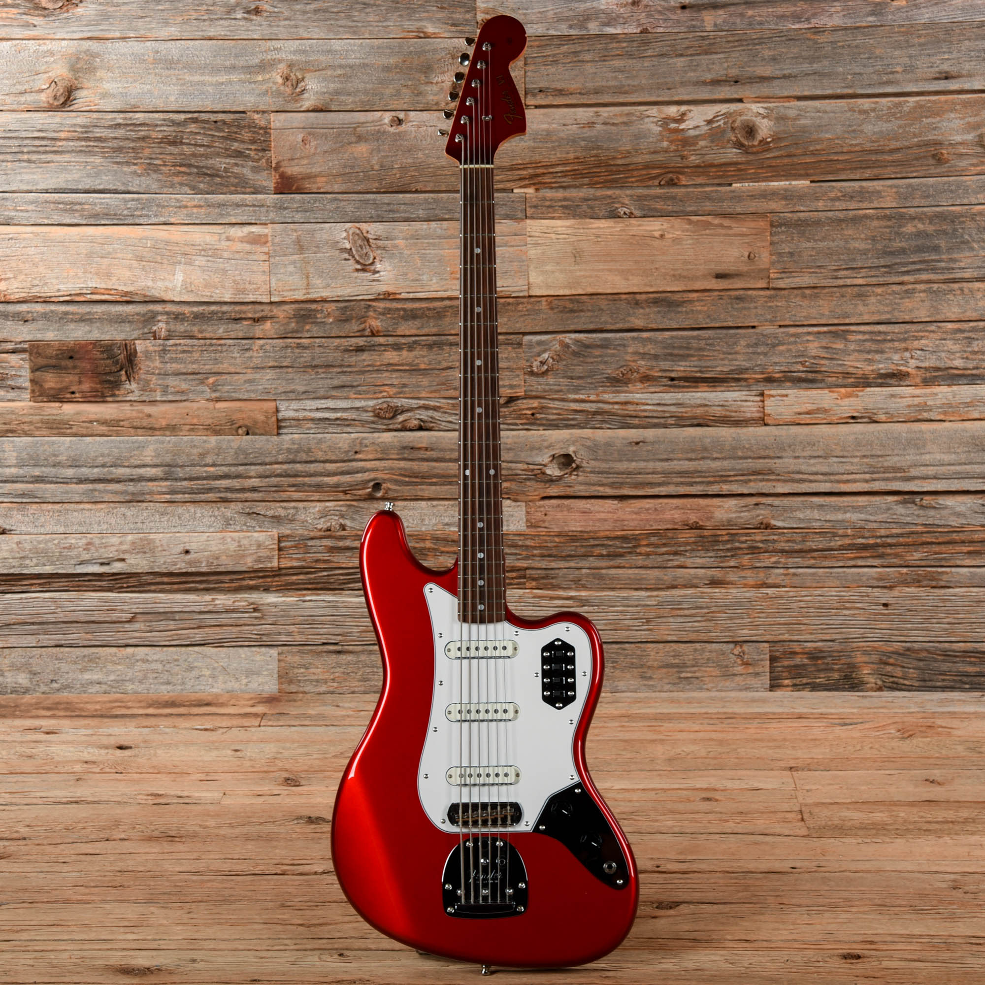 Fender Japan Bass VI Candy Apple Red 2013 Bass Guitars / 5-String or More