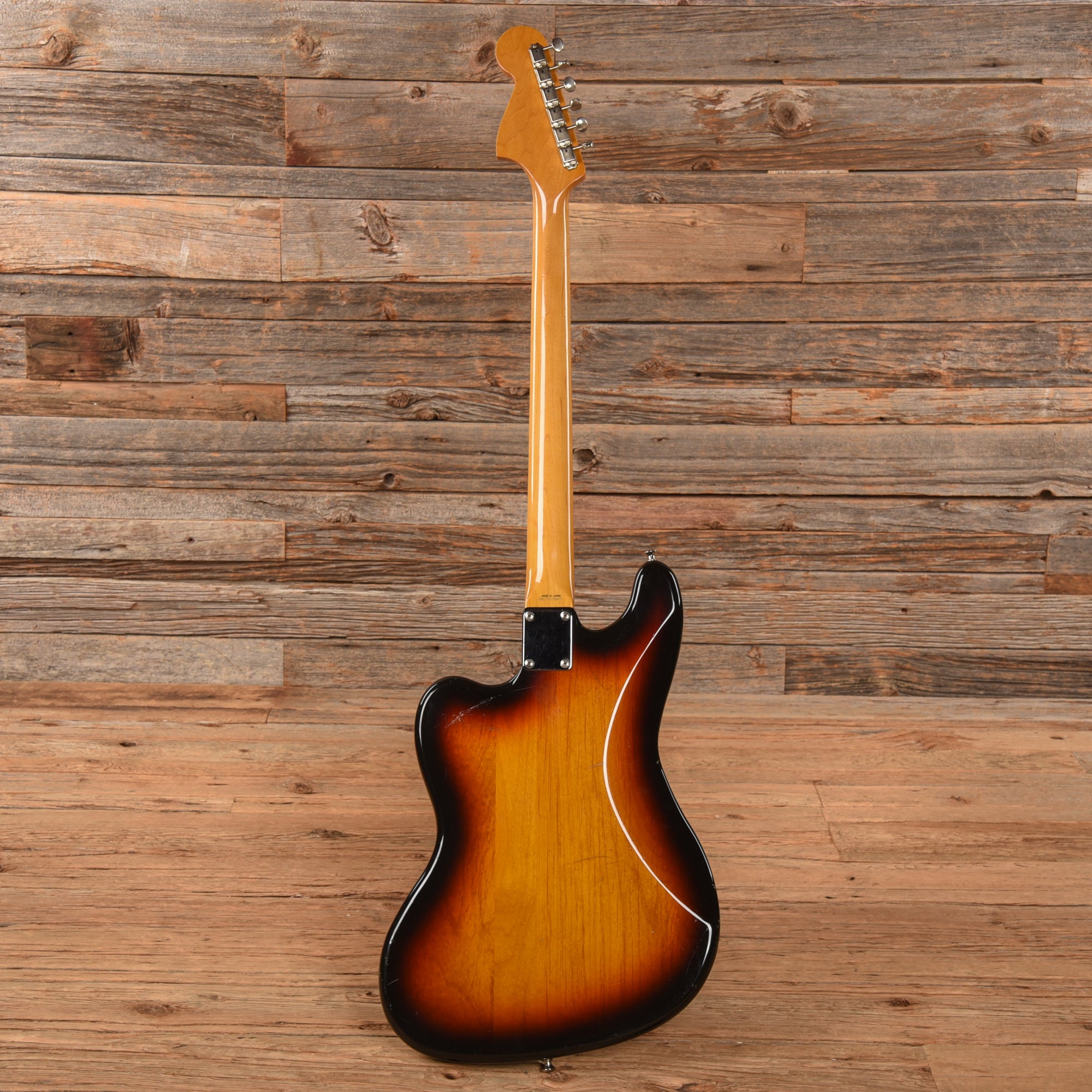 Fender Japan Bass VI Sunburst 1995 Bass Guitars / 5-String or More