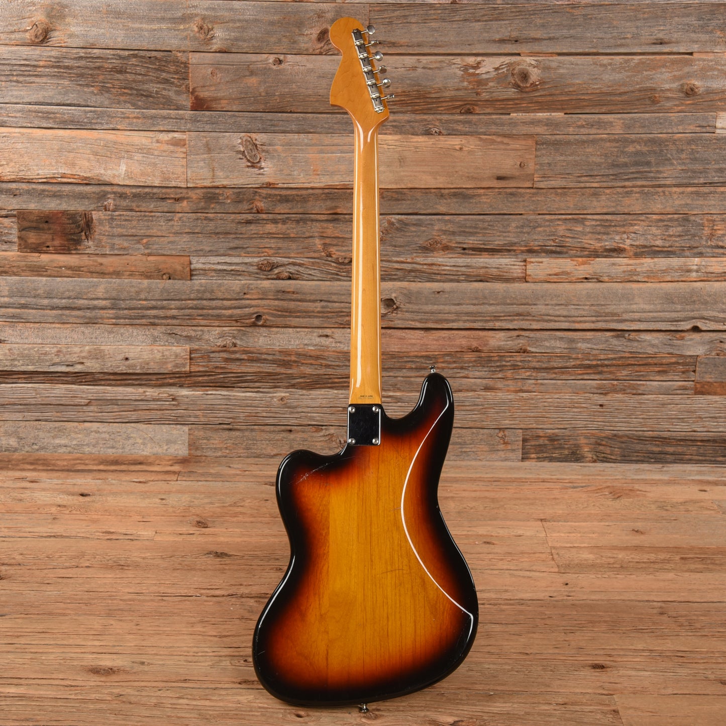 Fender Japan Bass VI Sunburst 1995 Bass Guitars / 5-String or More