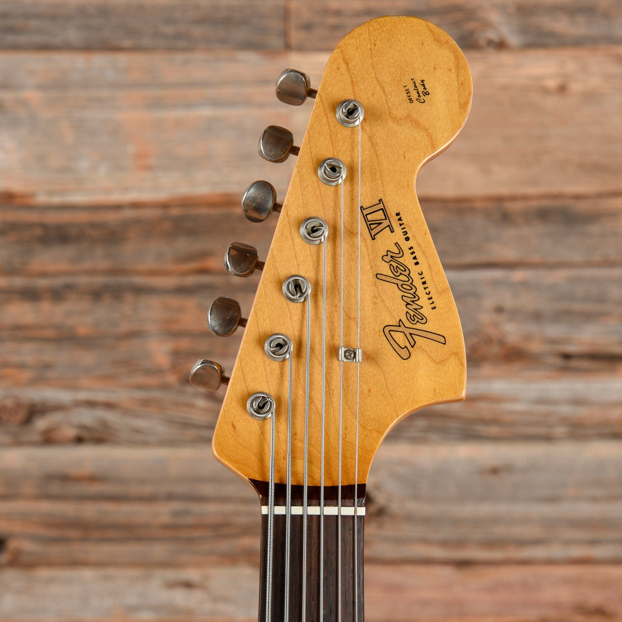 Fender Japan Bass VI Sunburst 1995 Bass Guitars / 5-String or More