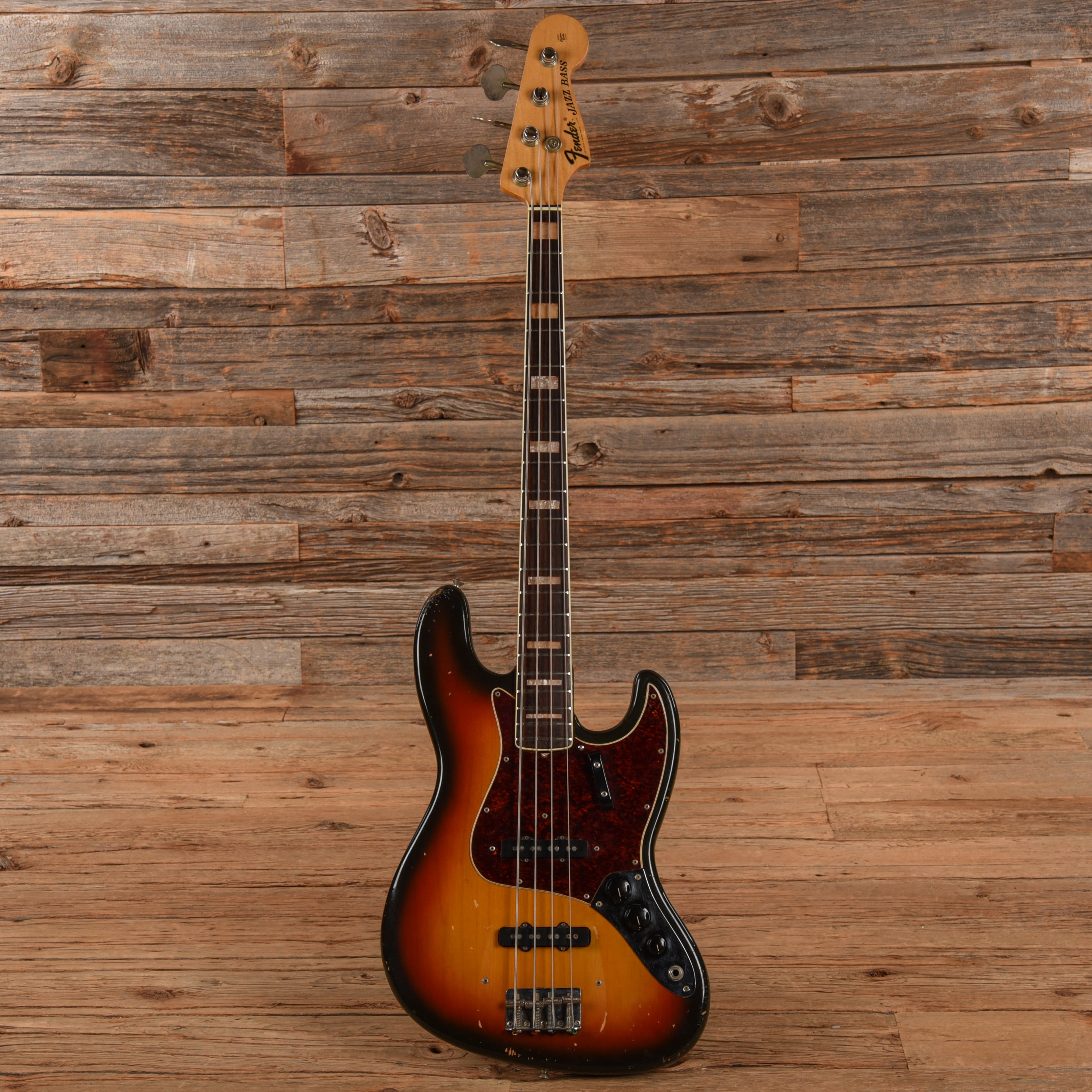 Fender Jazz Bass Sunburst 1969 – Chicago Music Exchange