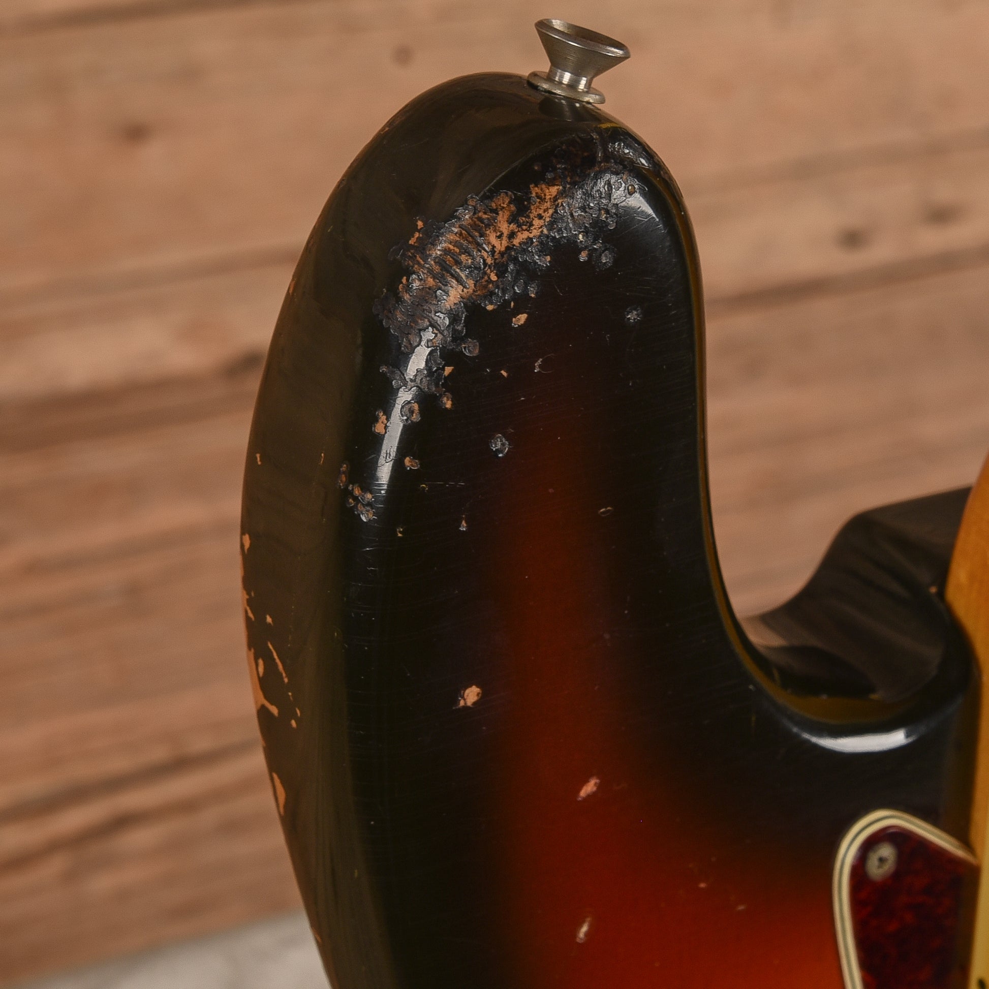 Fender Jazz Bass Sunburst 1969 Bass Guitars / 5-String or More