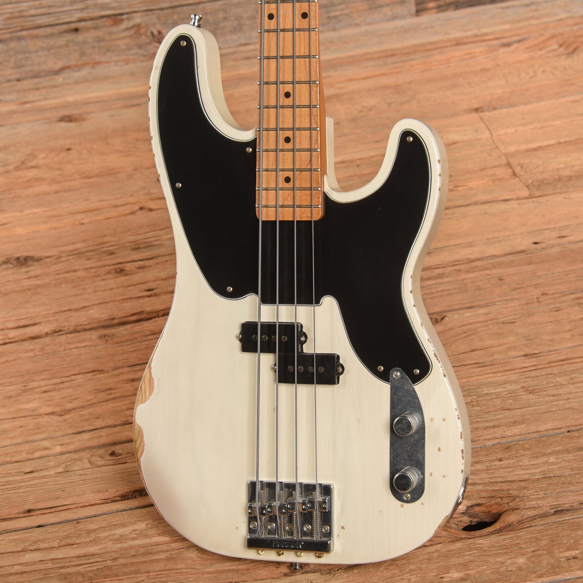 Fender Mike Dirnt Road Worn Artist Series Signature Precision Bass White Blonde 2018 Bass Guitars / 5-String or More