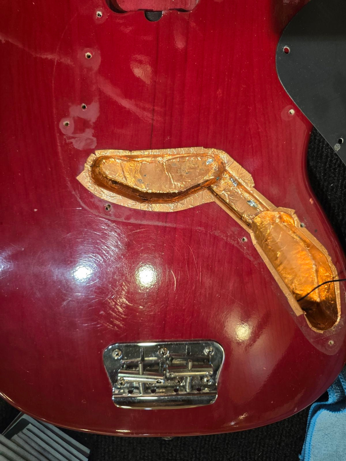 Fender Music Master Bass Red 1980 Bass Guitars / 5-String or More