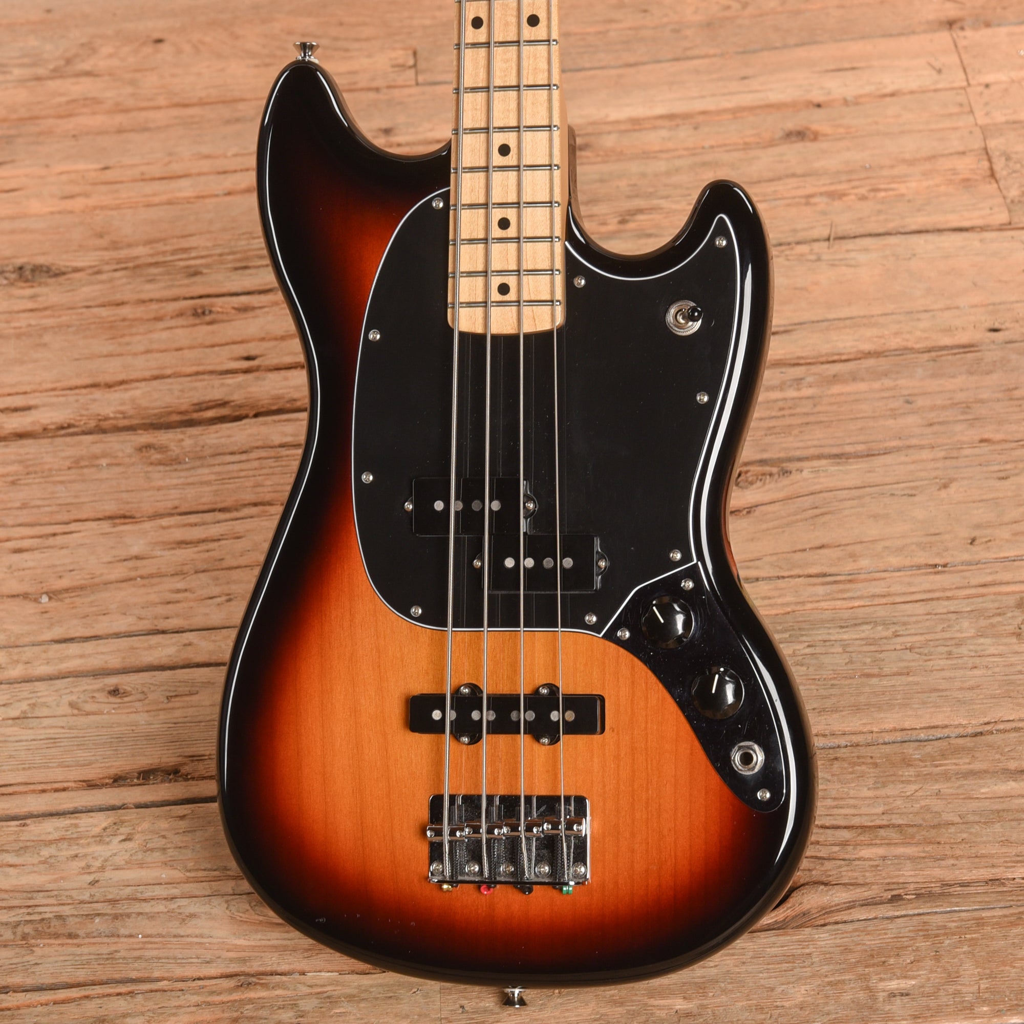 Fender Player Mustang PJ Bass Sunburst 2019 Bass Guitars / 5-String or More