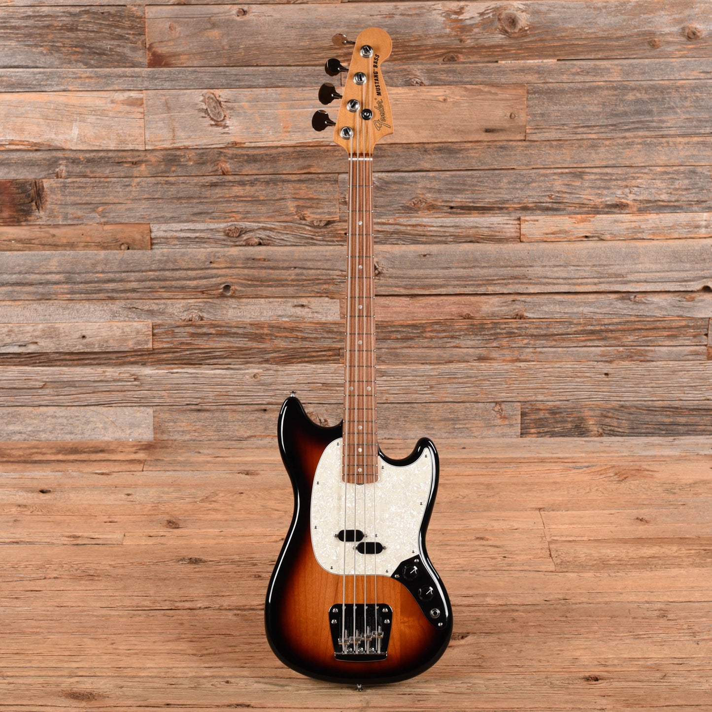 Fender 60s Vintera Mustang Bass Sunburst 2021 Bass Guitars