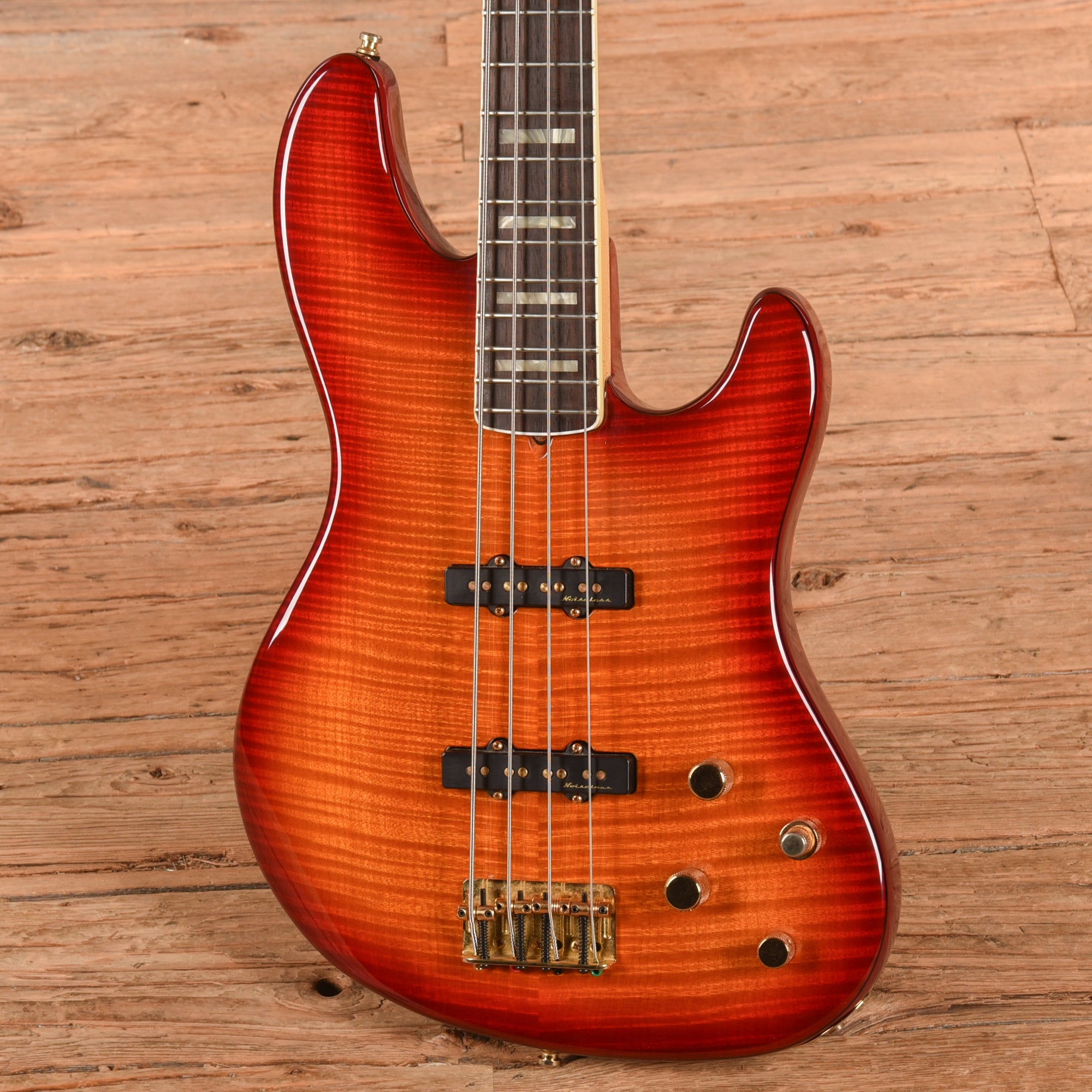Fender American Deluxe Jazz Bass FMT Cherry Sunburst 2002 Bass Guitars
