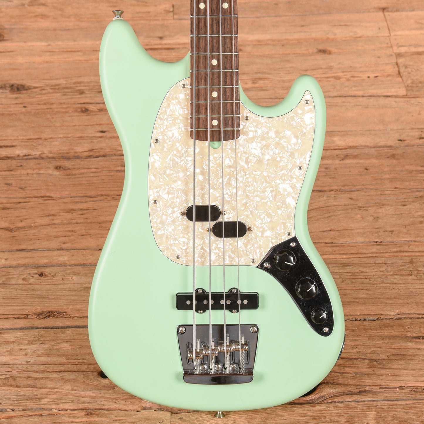 Fender American Performer Mustang Bass Satin Seafoam Green Bass Guitars