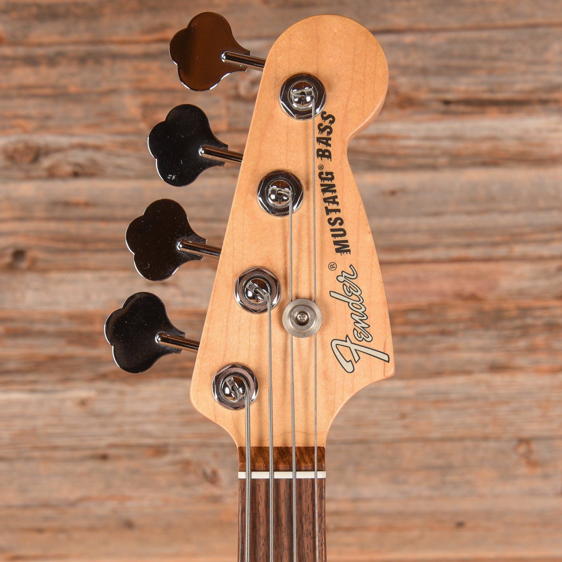 Fender American Performer Mustang Bass Satin Seafoam Green Bass Guitars