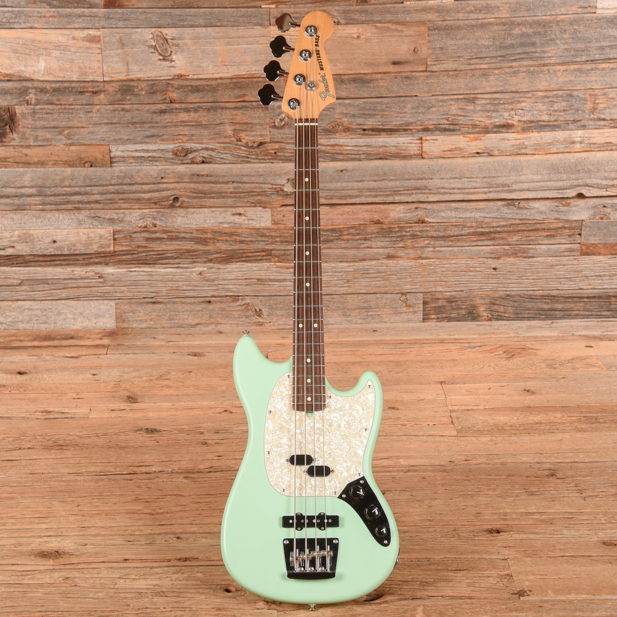 Fender American Performer Mustang Bass Satin Seafoam Green Bass Guitars