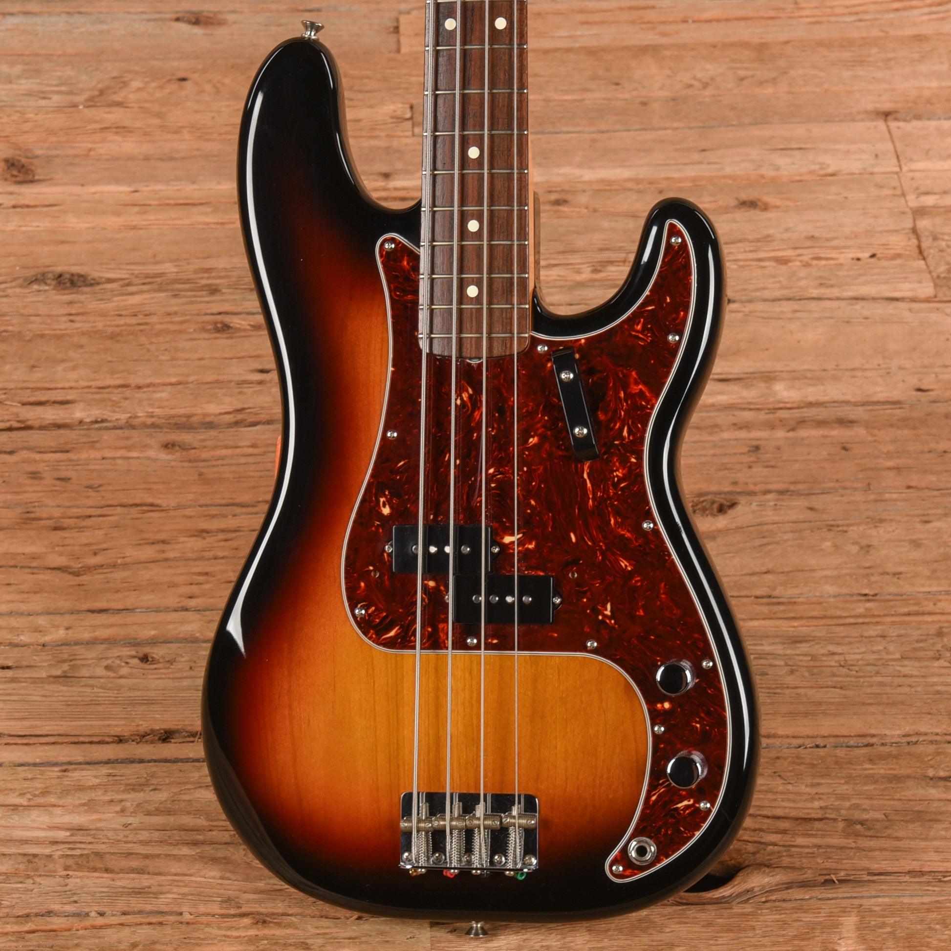 Fender American Vintage '62 Precision Bass Sunburst 2006 Bass Guitars