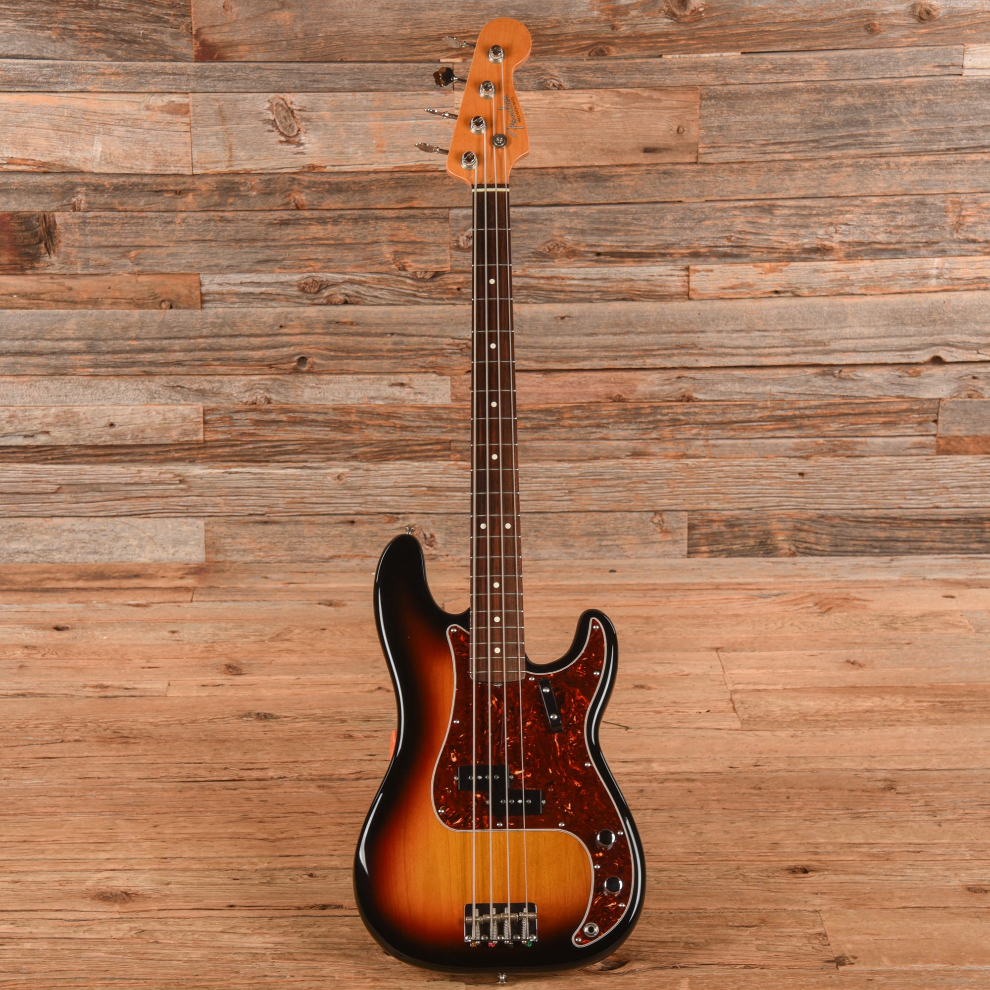 Fender American Vintage '62 Precision Bass Sunburst 2006 Bass Guitars
