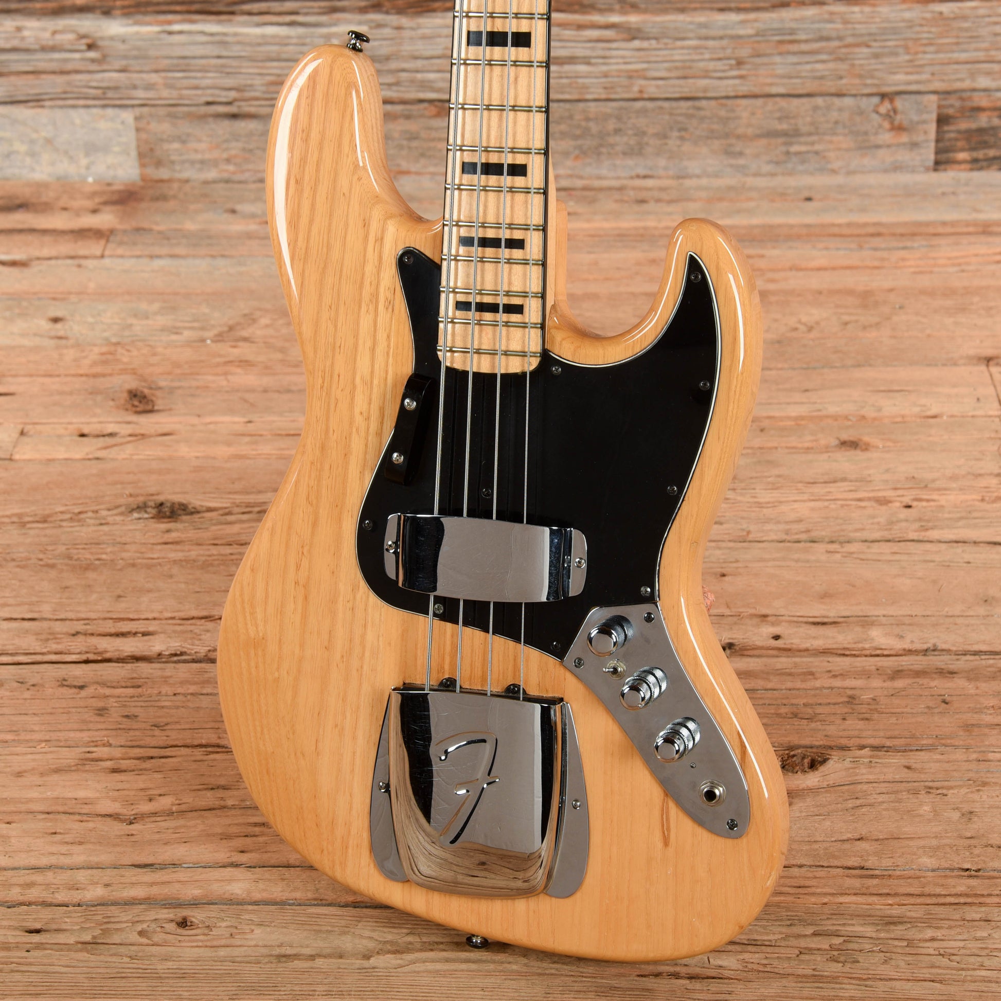 Fender American Vintage '75 Jazz Bass Natural 1999 Bass Guitars