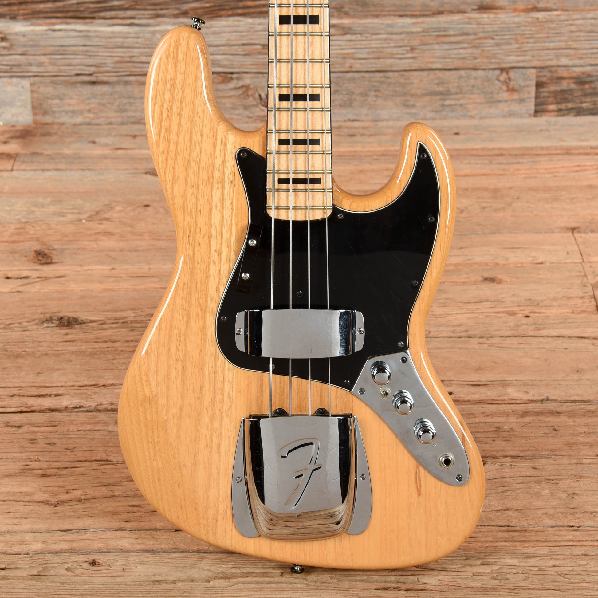 Fender American Vintage '75 Jazz Bass Natural 1999 Bass Guitars