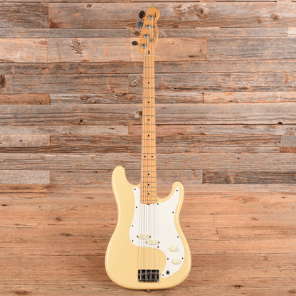 Fender Bullet Bass Deluxe Olympic White 1982 Bass Guitars
