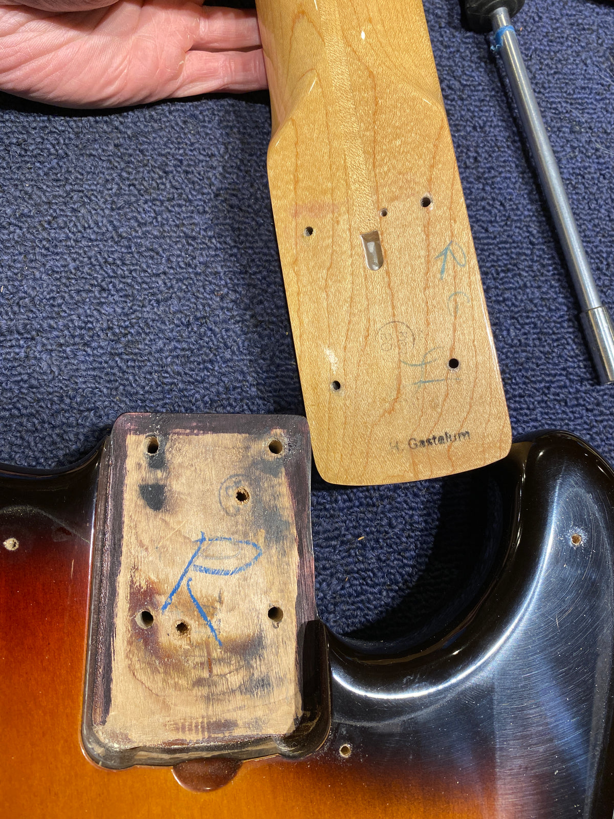 Fender Bullet Bass Sunburst 1982 Bass Guitars