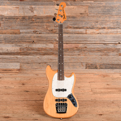Fender Chilli Beans. Maika Mustang Bass Natural 2025 Bass Guitars