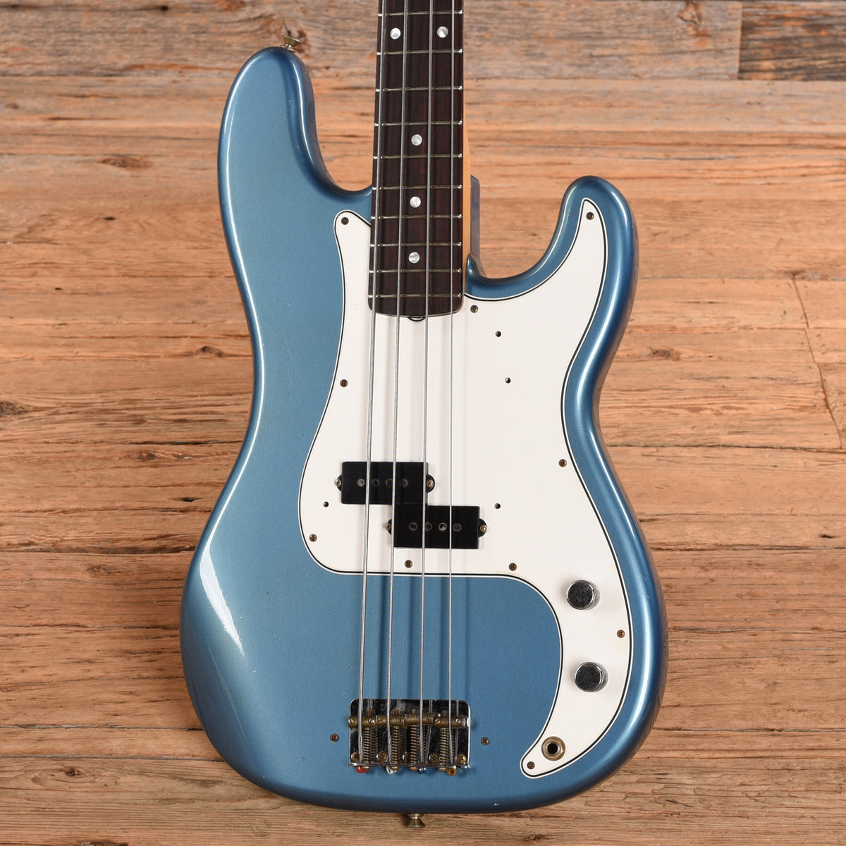Fender Custom Shop '66 P-Bass Journeyman Relic Lake Placid Blue 2024 Bass Guitars