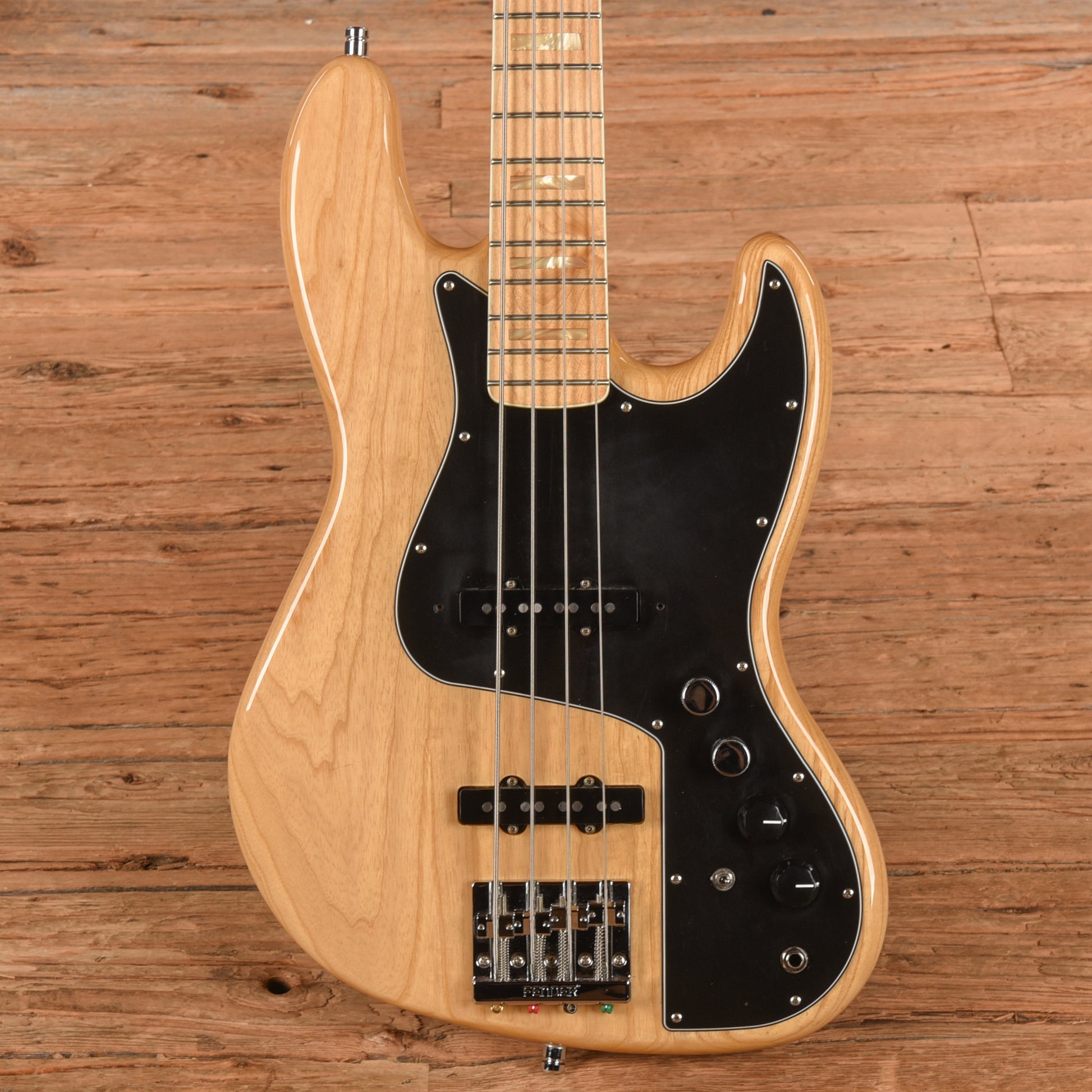 Fender Marcus Miller Signature Natural 2014 Bass Guitars