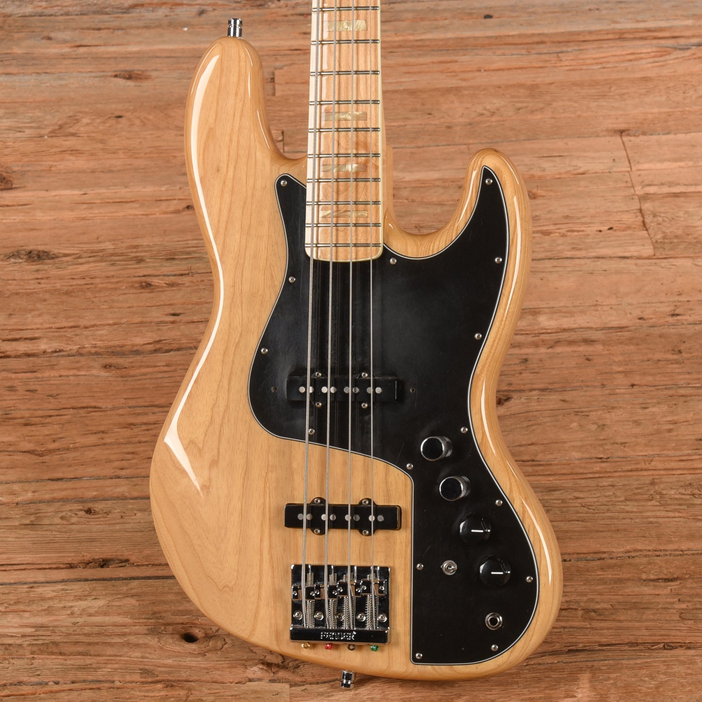 Fender Marcus Miller Signature Natural 2014 Bass Guitars