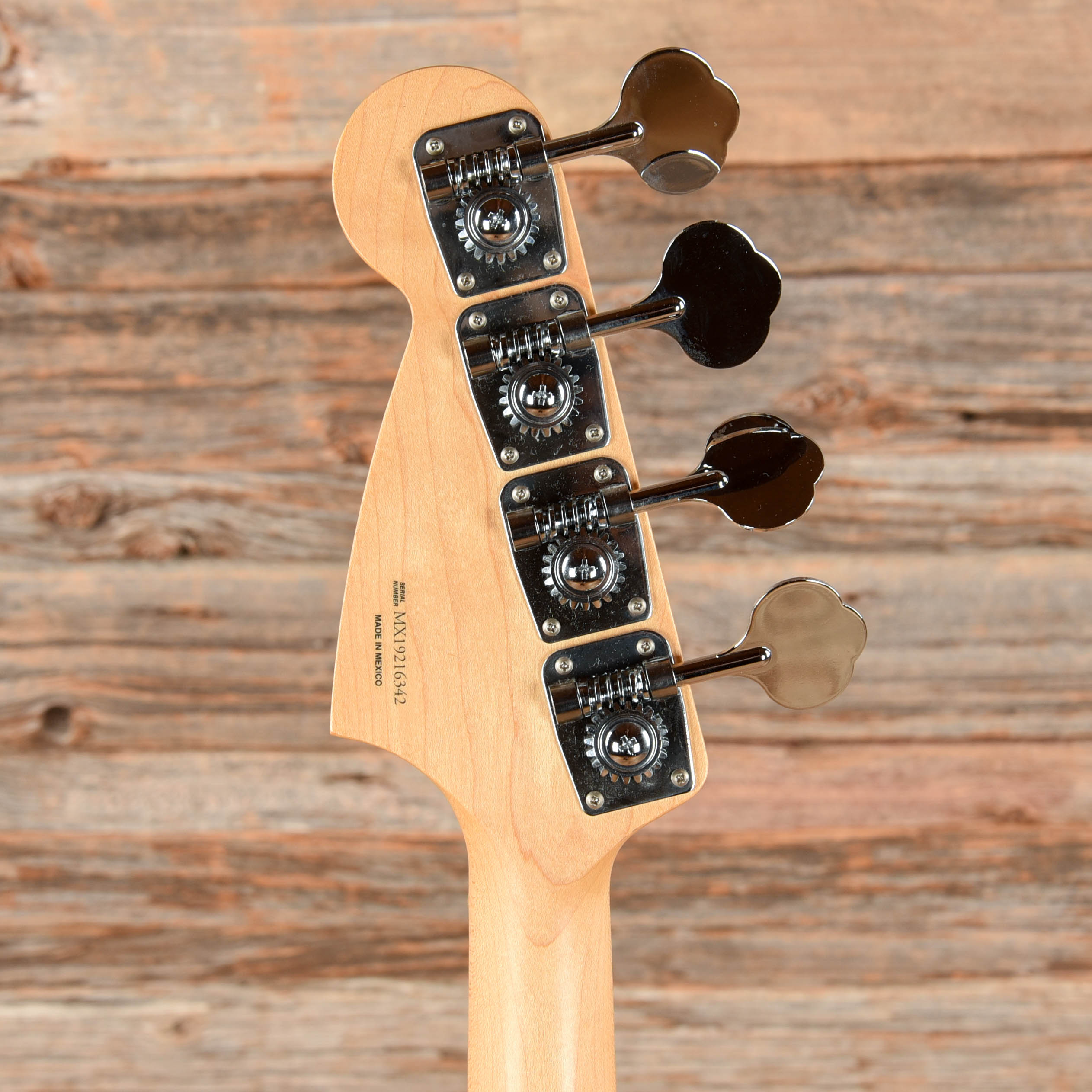 Fender Offset Series Mustang Bass PJ Butterscotch Blonde 2019 Bass Guitars
