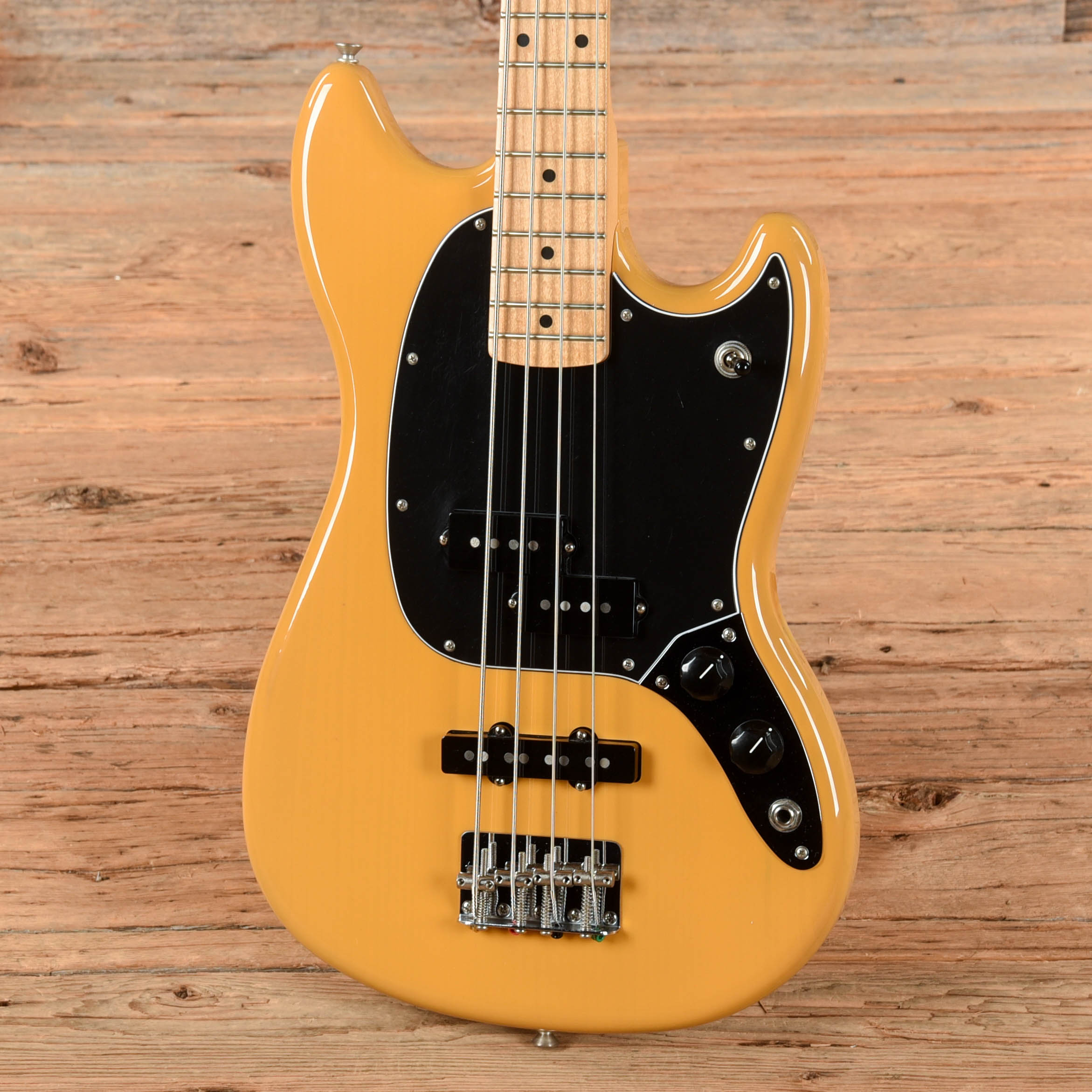 Fender Offset Series Mustang Bass PJ Butterscotch Blonde 2019 Bass Guitars