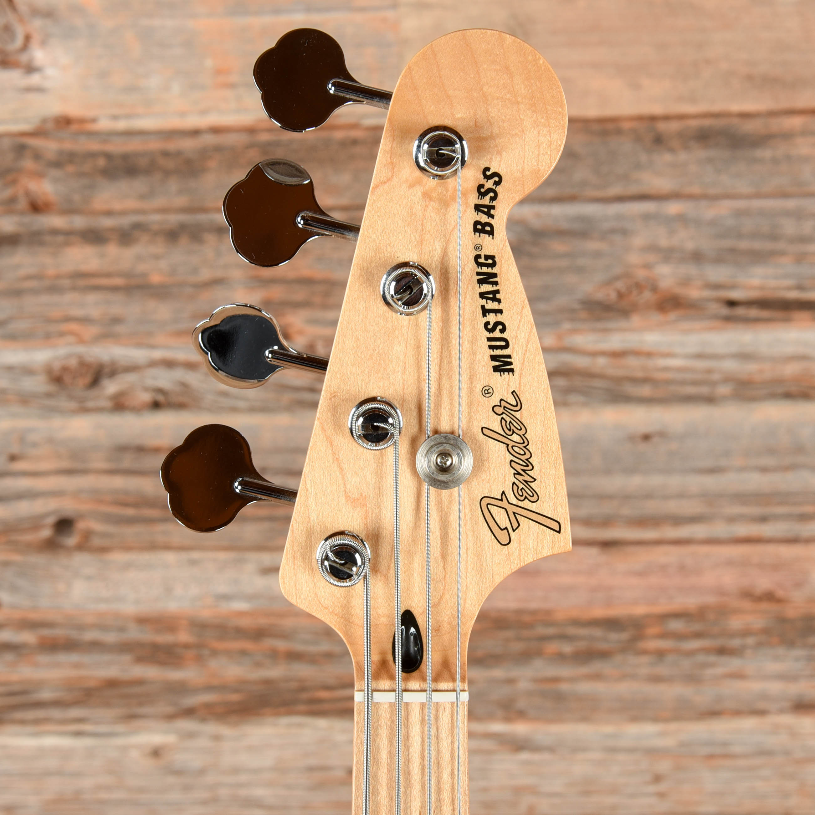 Fender Offset Series Mustang Bass PJ Butterscotch Blonde 2019 Bass Guitars
